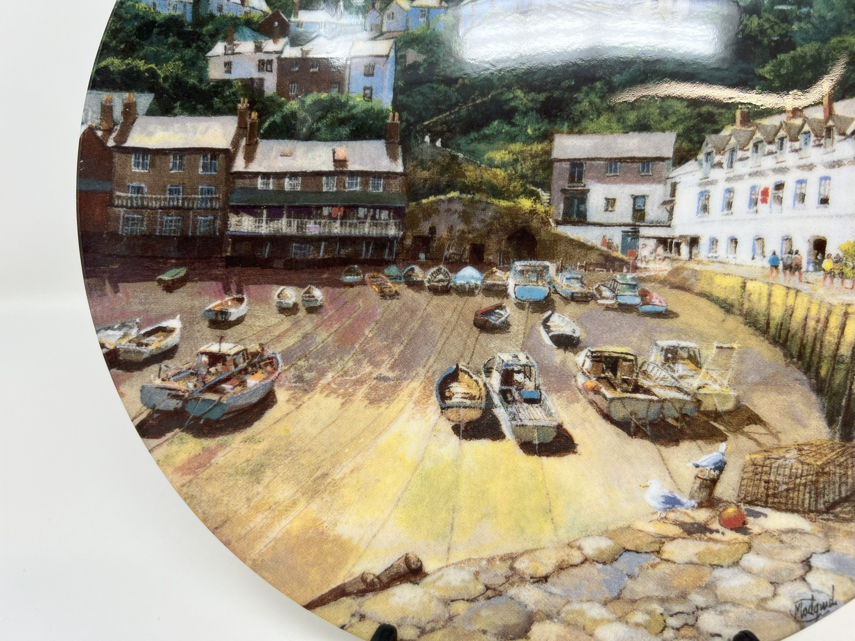 Wedgwood Clovelly Plate – Bone China Safe Harbours Collection