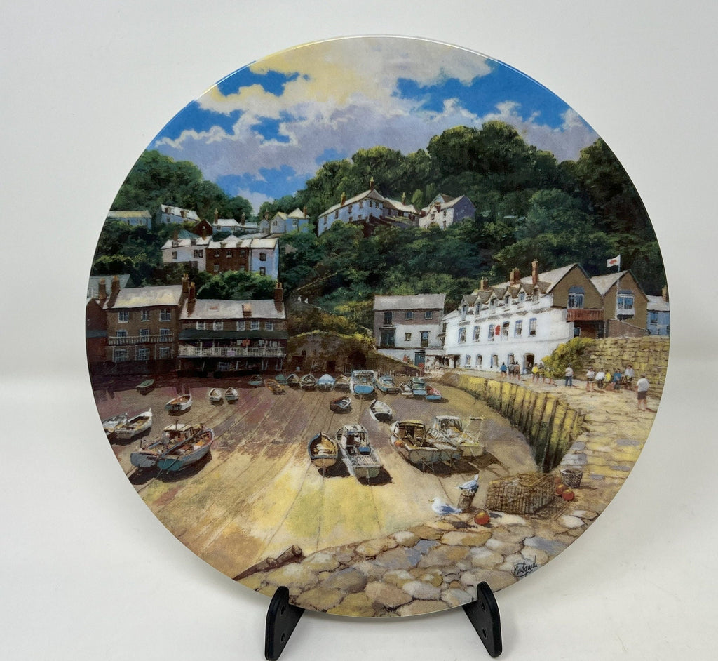 Wedgwood Clovelly Plate – Bone China Safe Harbours Collection