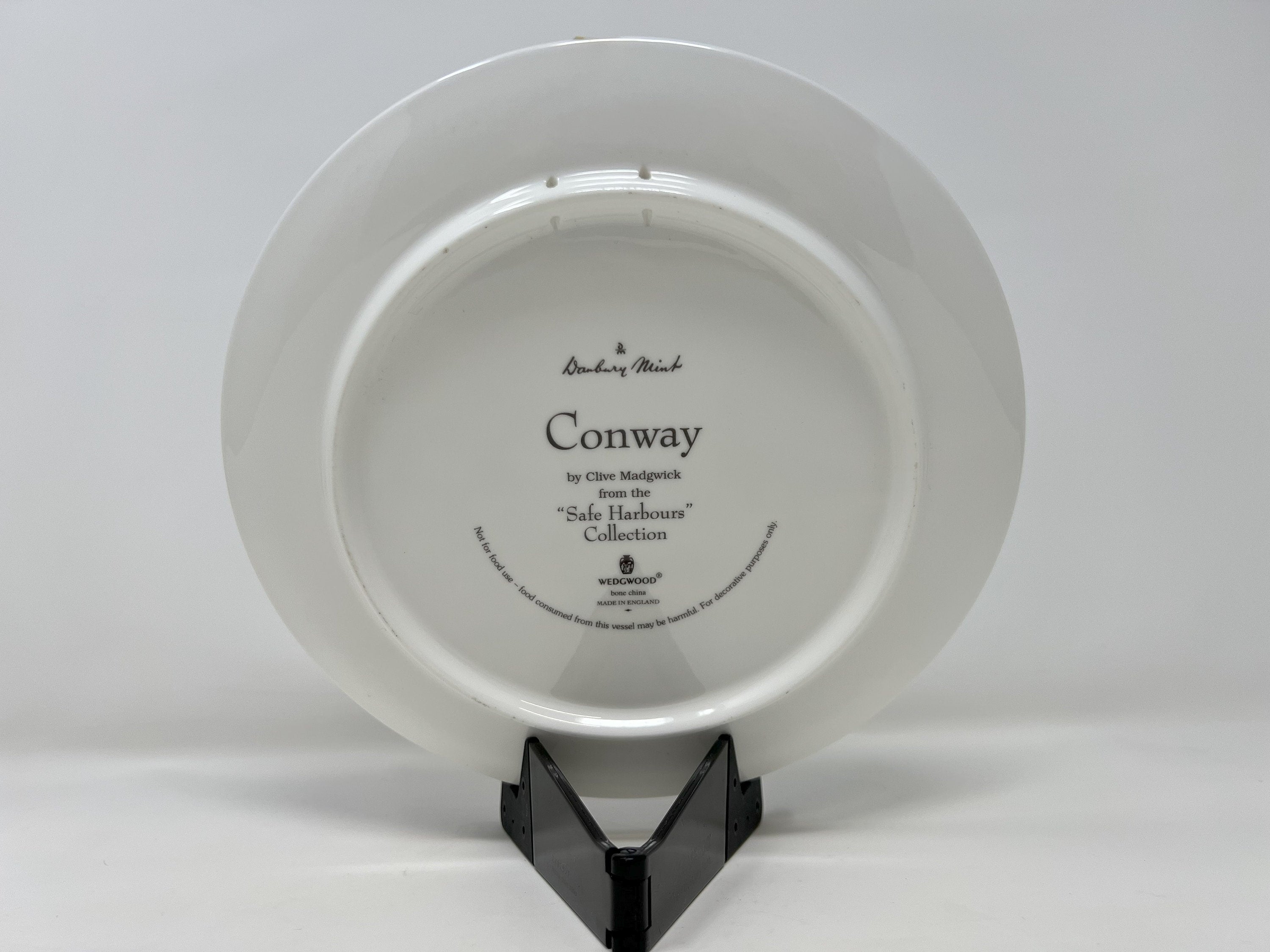Wedgwood Bone China Collector Plate, Safe Harbours, Clive Madgwick