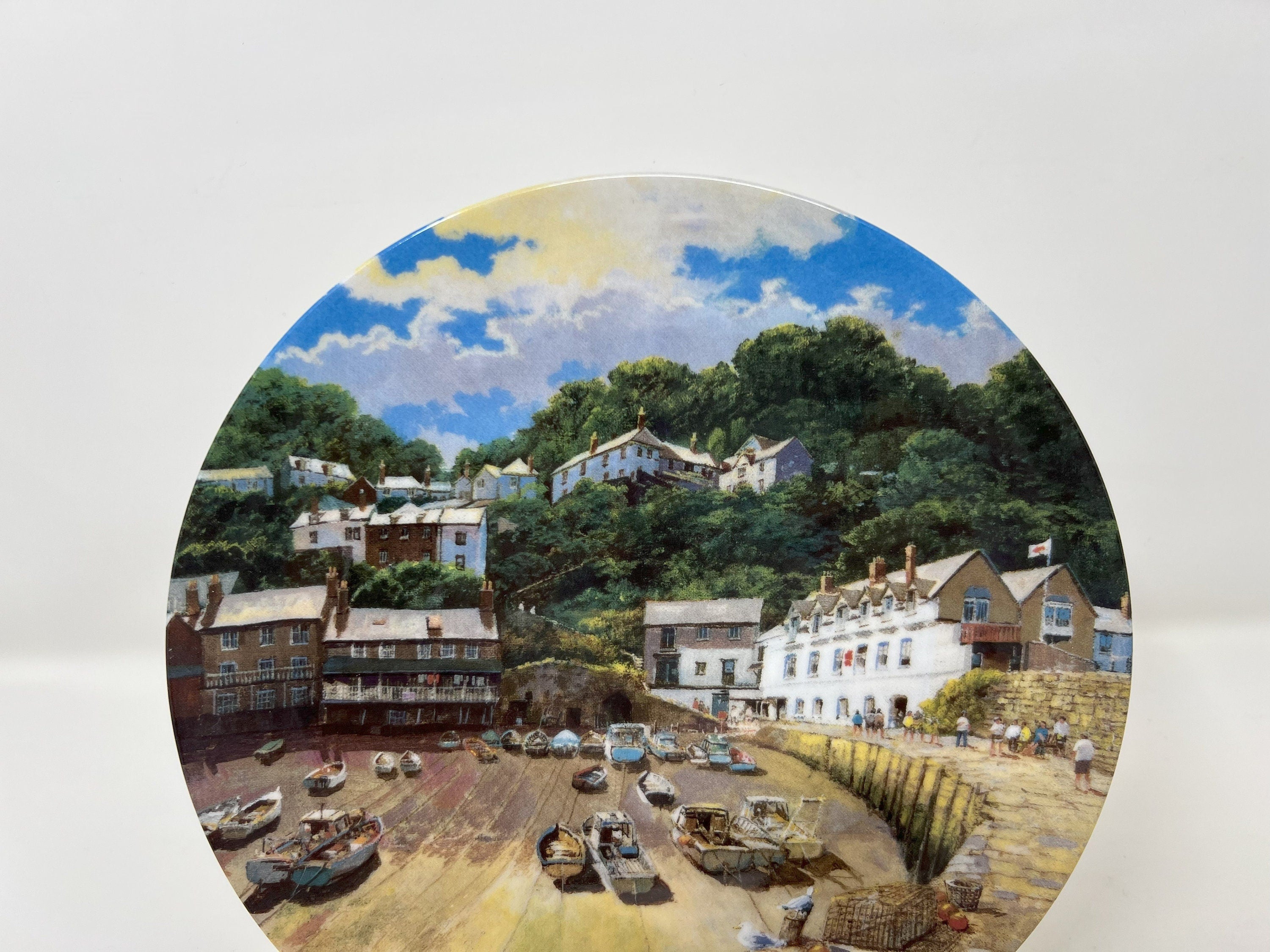 Wedgwood Clovelly Plate – Bone China Safe Harbours Collection