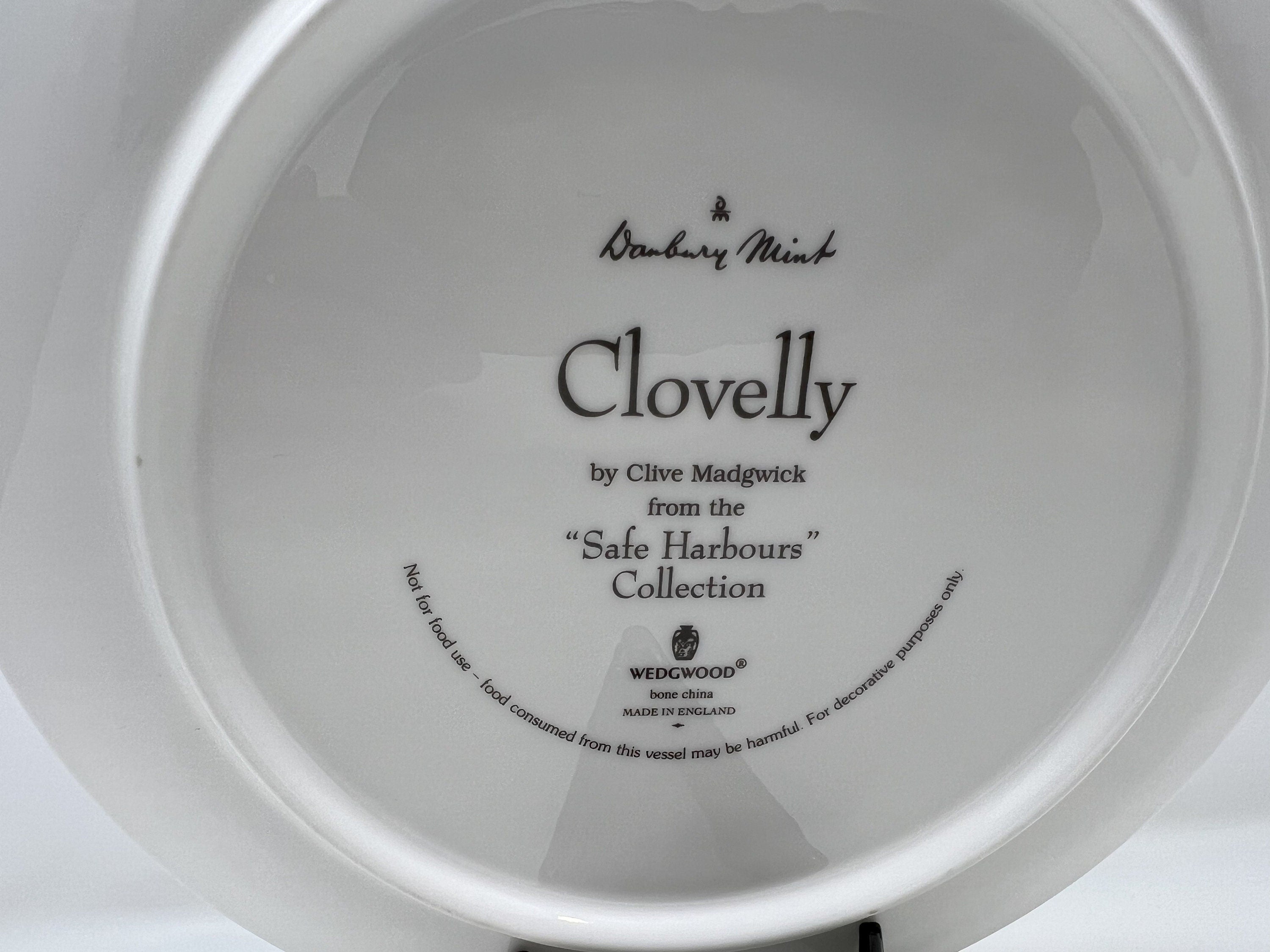 Wedgwood Clovelly Plate – Bone China Safe Harbours Collection