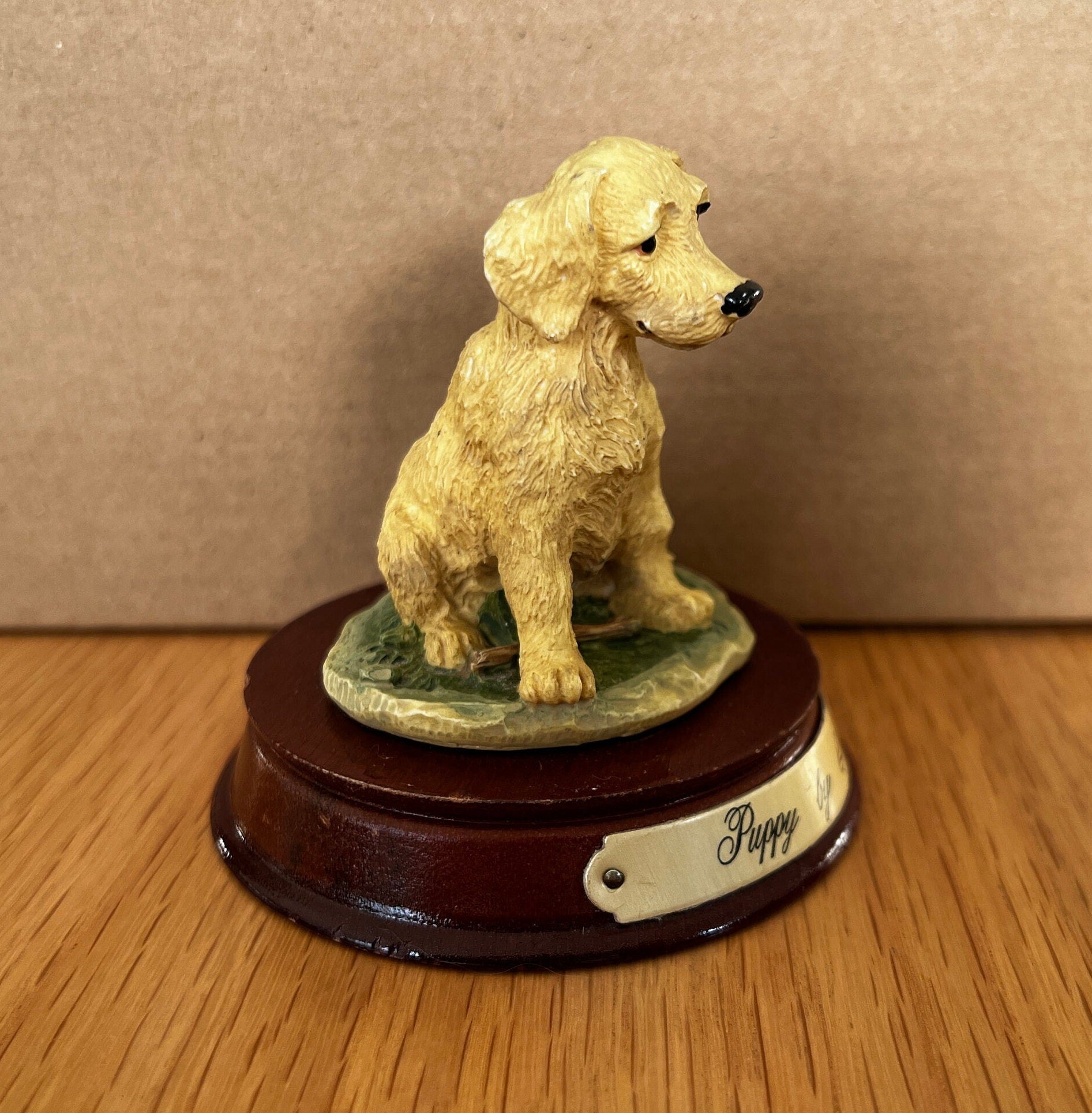 Leonardo Collection Labrador Puppy, Resin Dog Figurine
