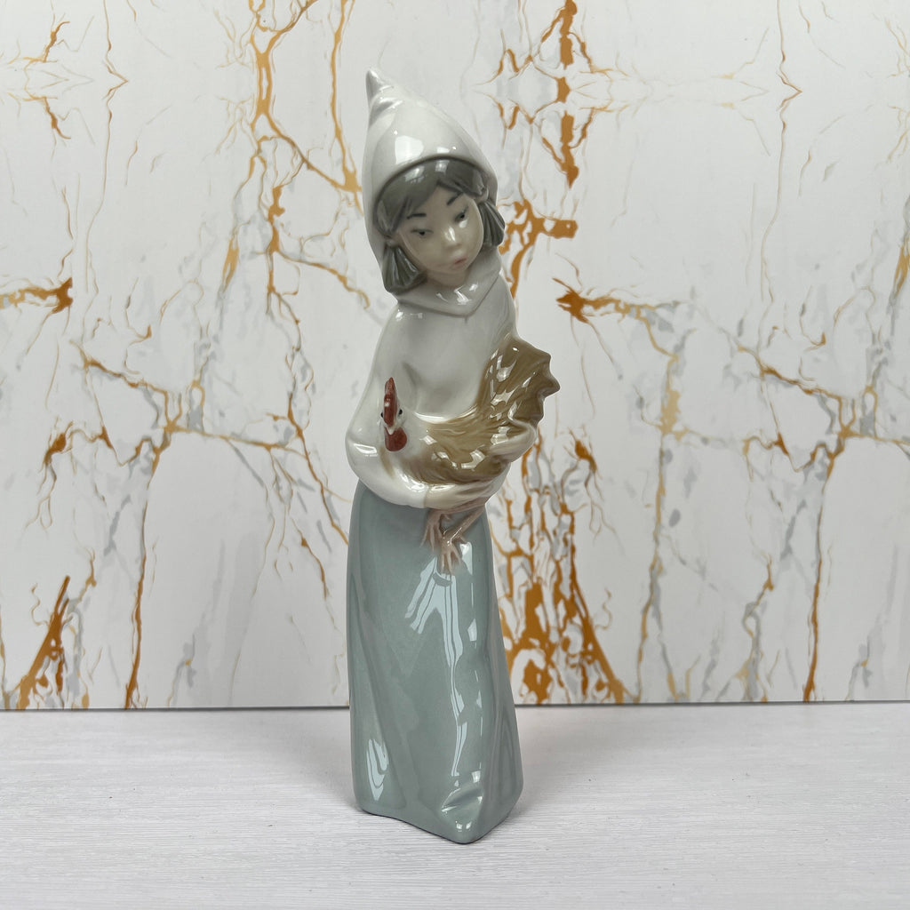 Lladro Porcelain Figurine Farm Girl with Rooster 4677