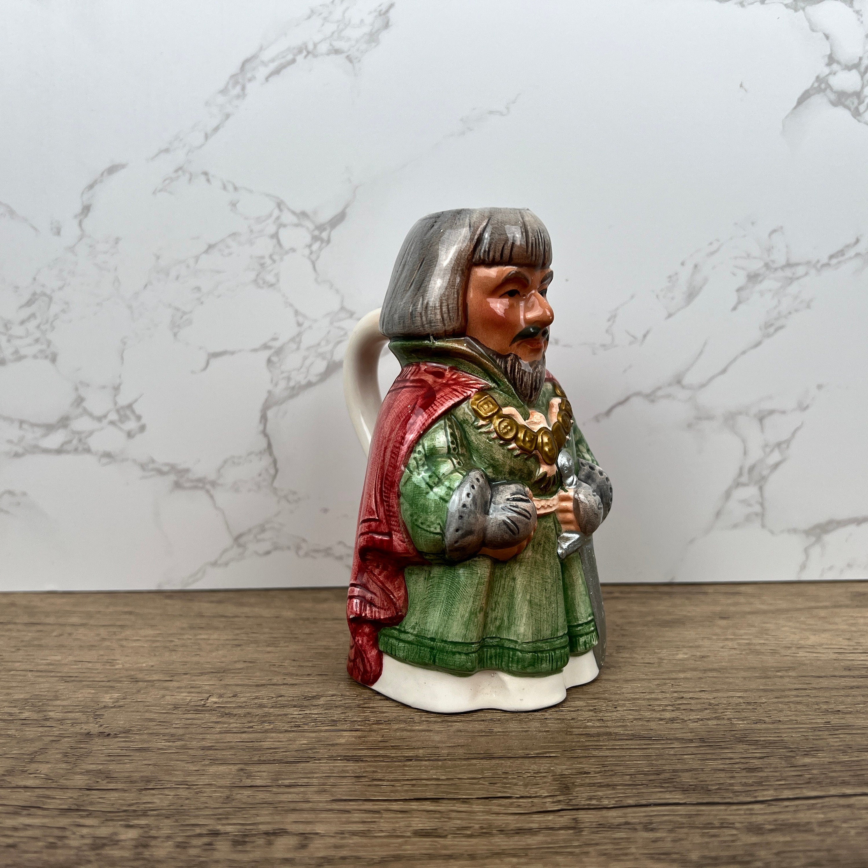 Sheriff of Nottingham Porcelain Collectible Toby Jugs Pots, Character Milk Jug, Housewarming Gift Decoration
