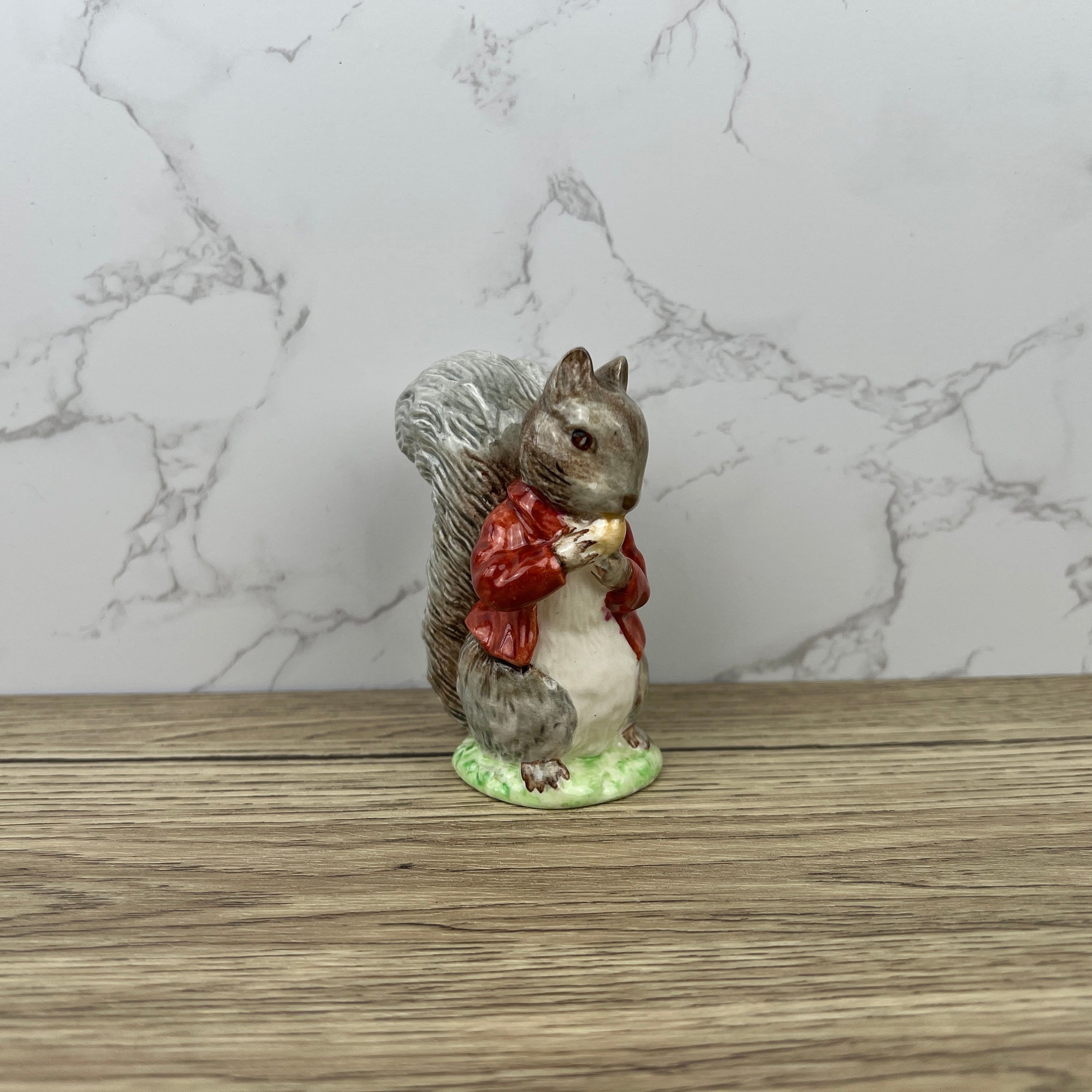 Beatrix POTTERS Beswick Figurine, Timmy Tiptoes, Porcelain Made in ENGLAND Figure, Beswick Figurines Collection