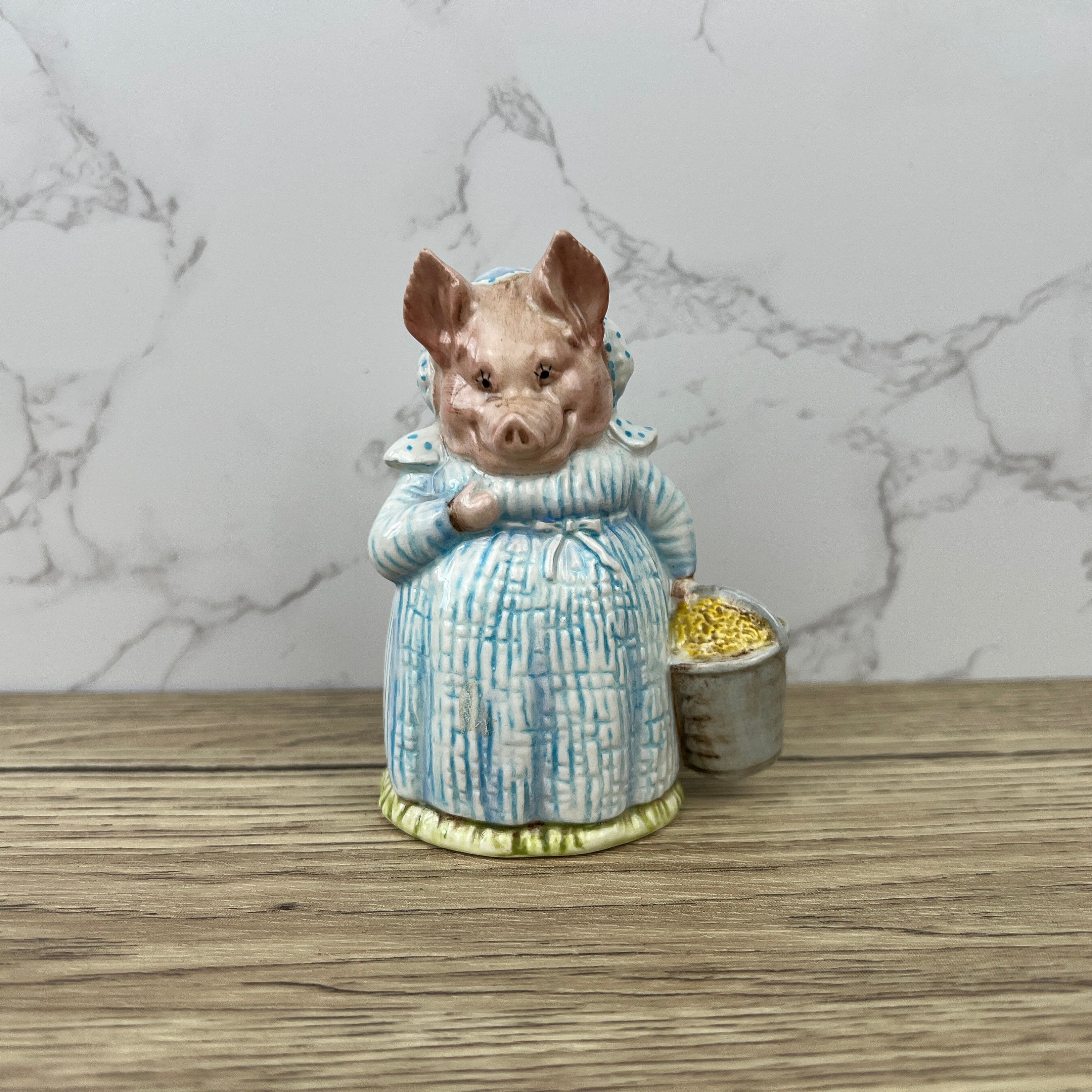 Vintage Beswick Beatrix Potter Figurine, Aunt Pettitoes, 1950s Ceramic with Box