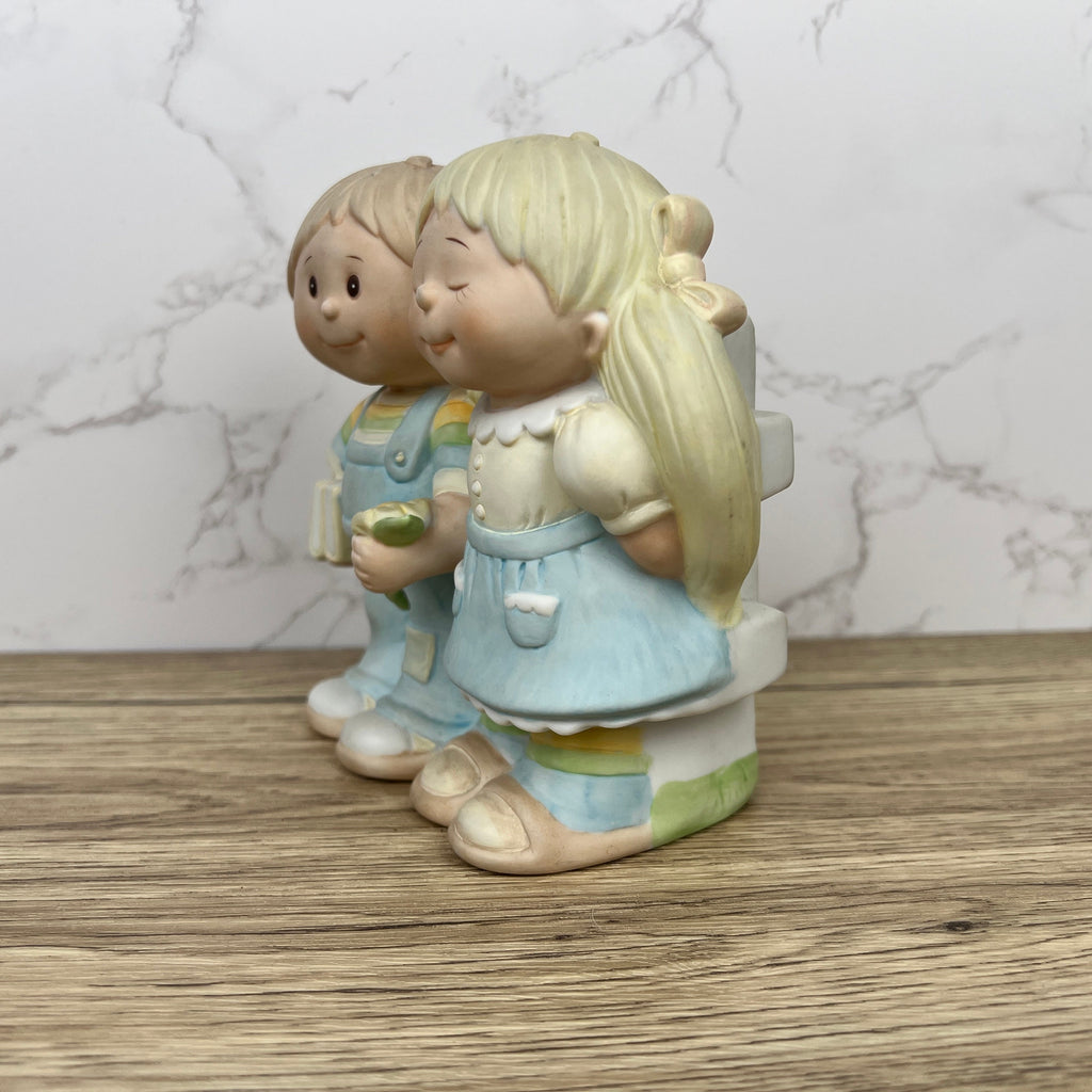 Jennifer & Josh Wallace Berrie Ceramic Coin Bank, Kids Figurine