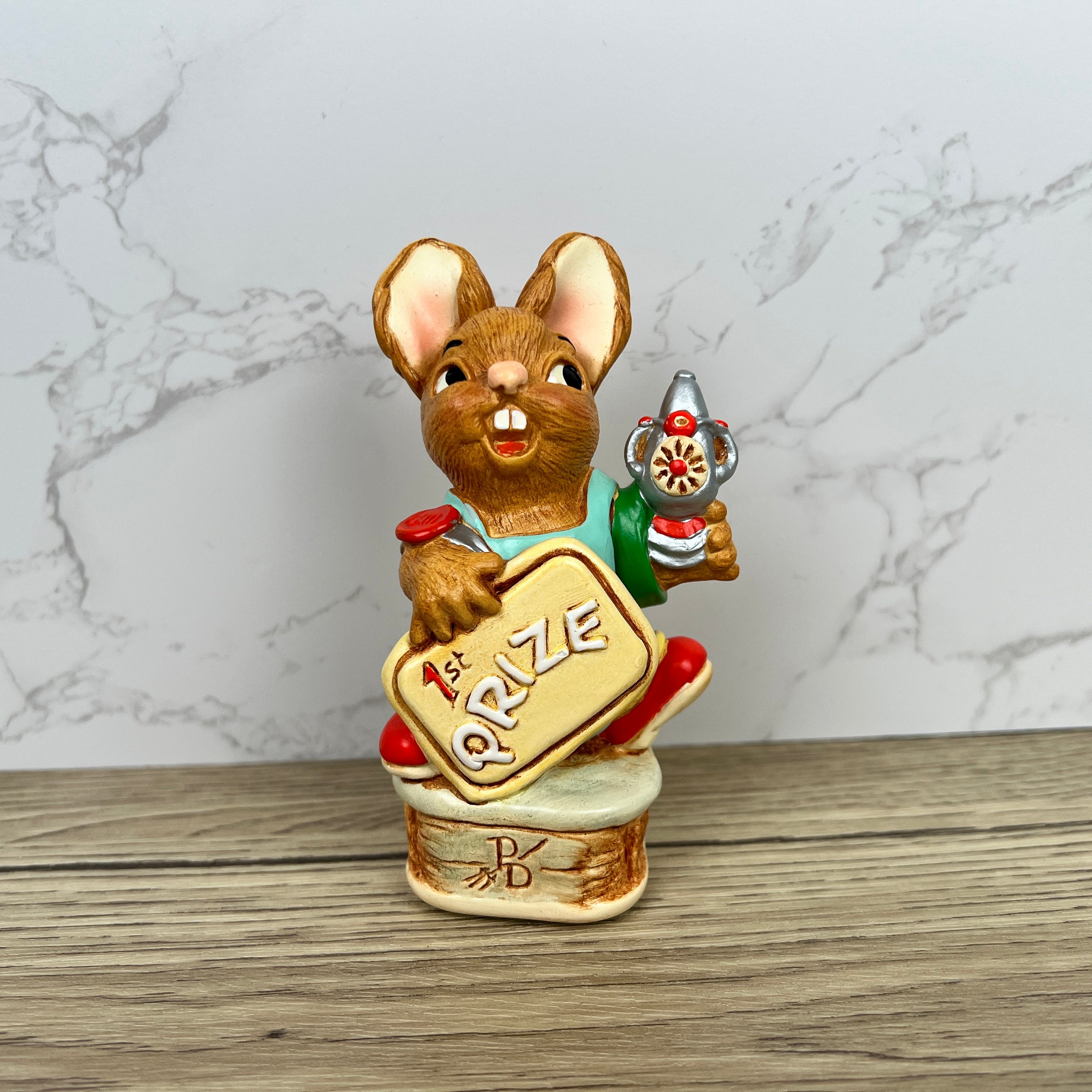 Pendelfin "JUDGE" Rabbit Figurine, Hand Painted Stonecraft Figure, Housewarming Gift Ideas