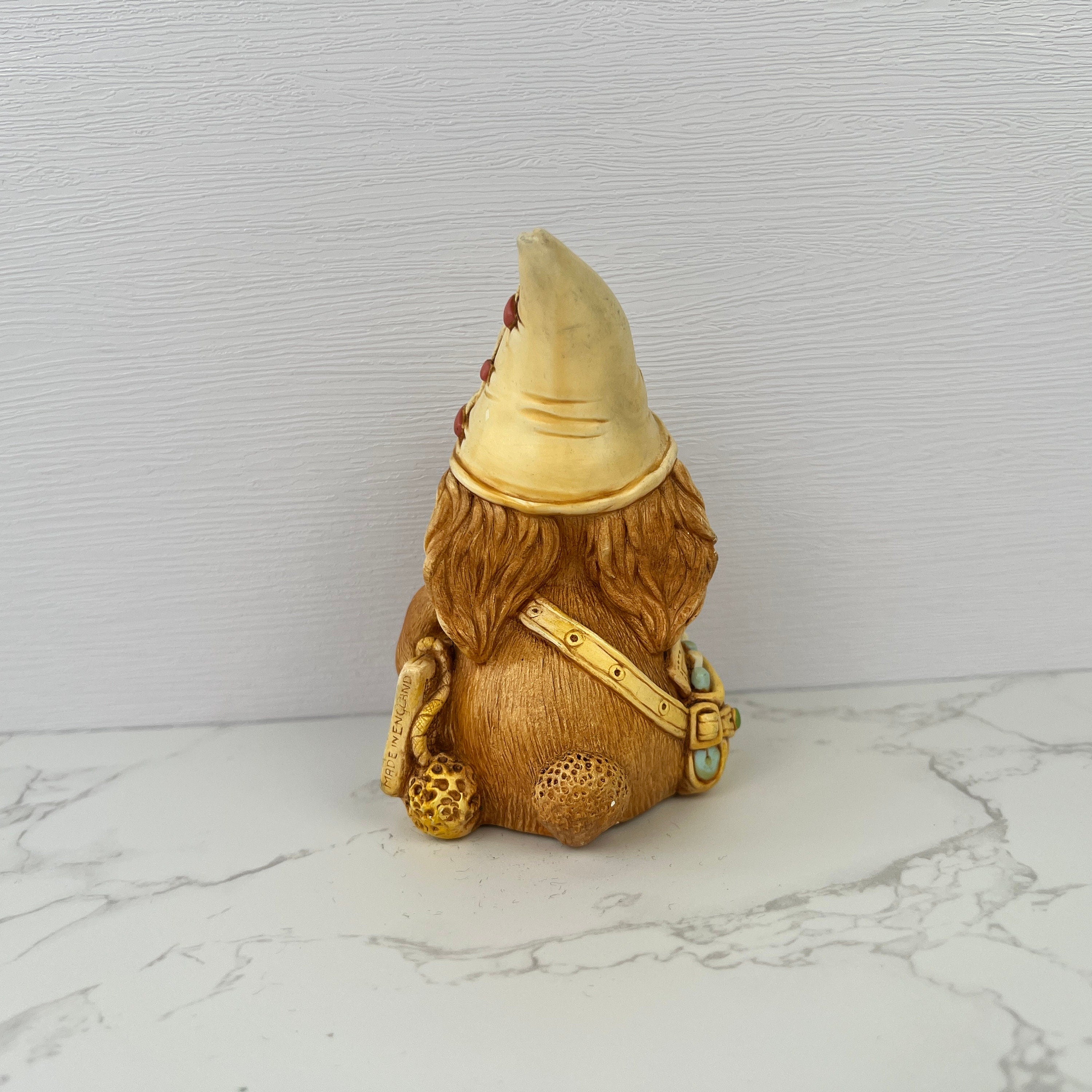 Vintage PENDELFIN Hand Painted Stonecraft Rabbit Figurine " DUFFY "