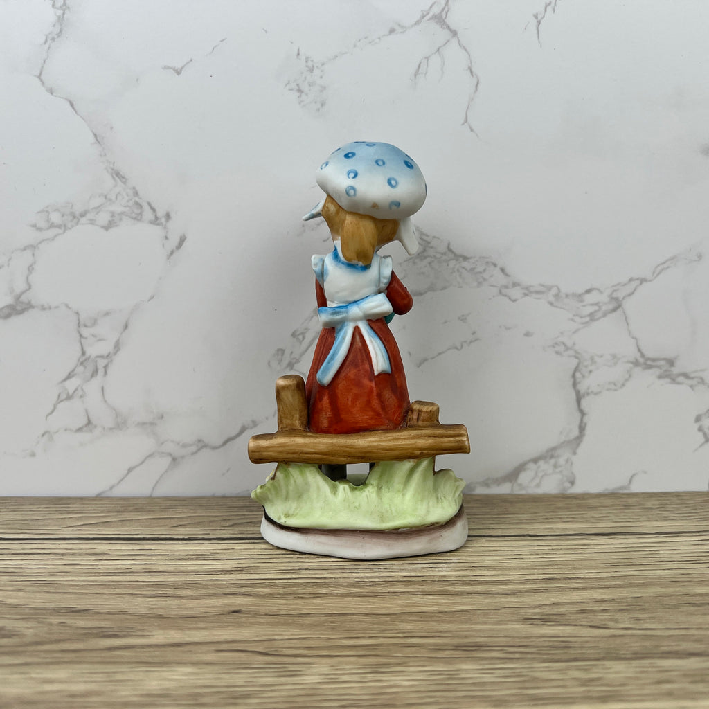Vintage Alfretto Porcelain Girl Figurine, Cats Pouring Tea