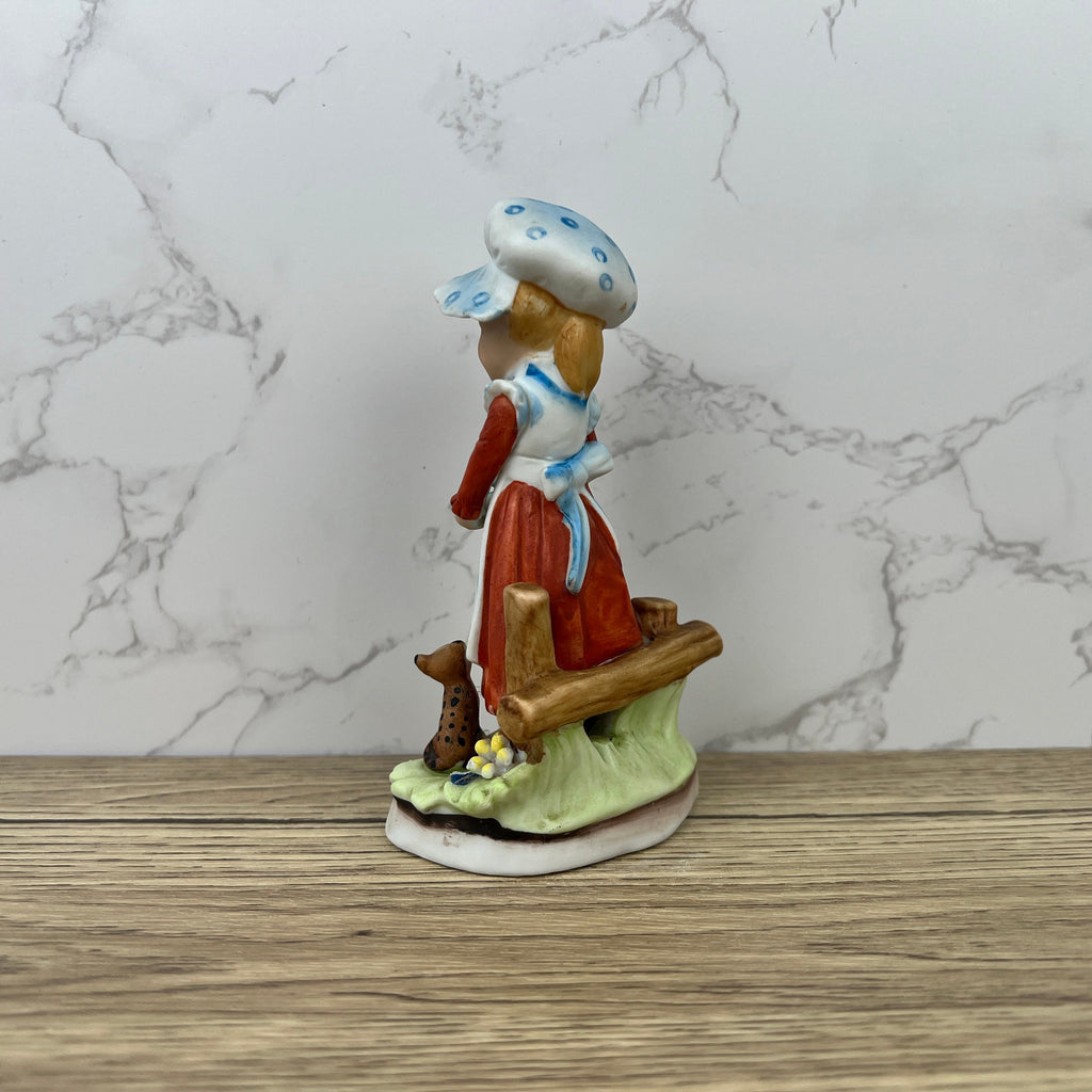 Vintage Alfretto Porcelain Girl Figurine, Cats Pouring Tea