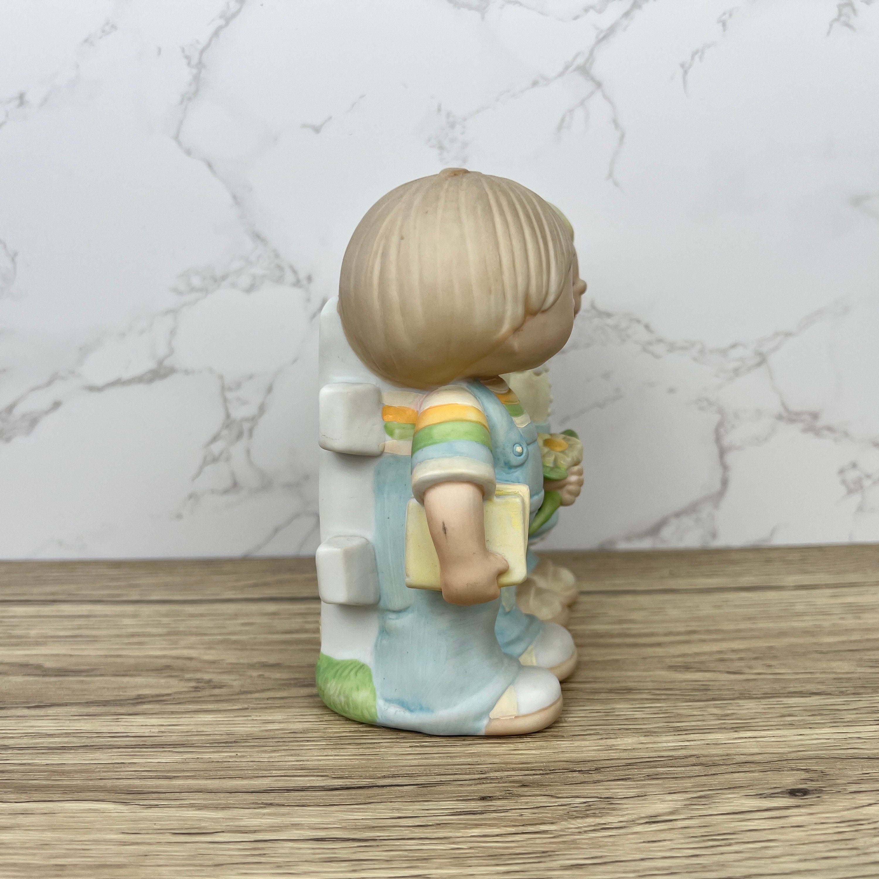 Jennifer & Josh Wallace Berrie Ceramic Coin Bank, Kids Figurine