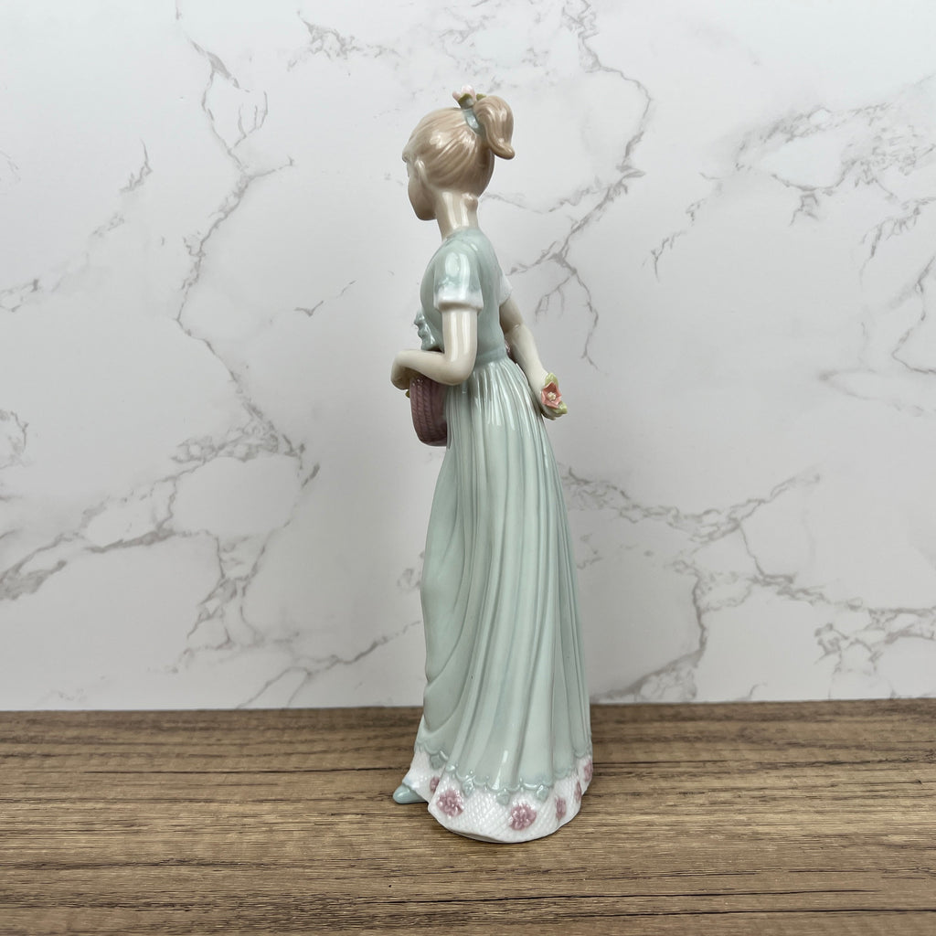 Vintage House of Lloyd Porcelain Figurine, Garden Party Decor