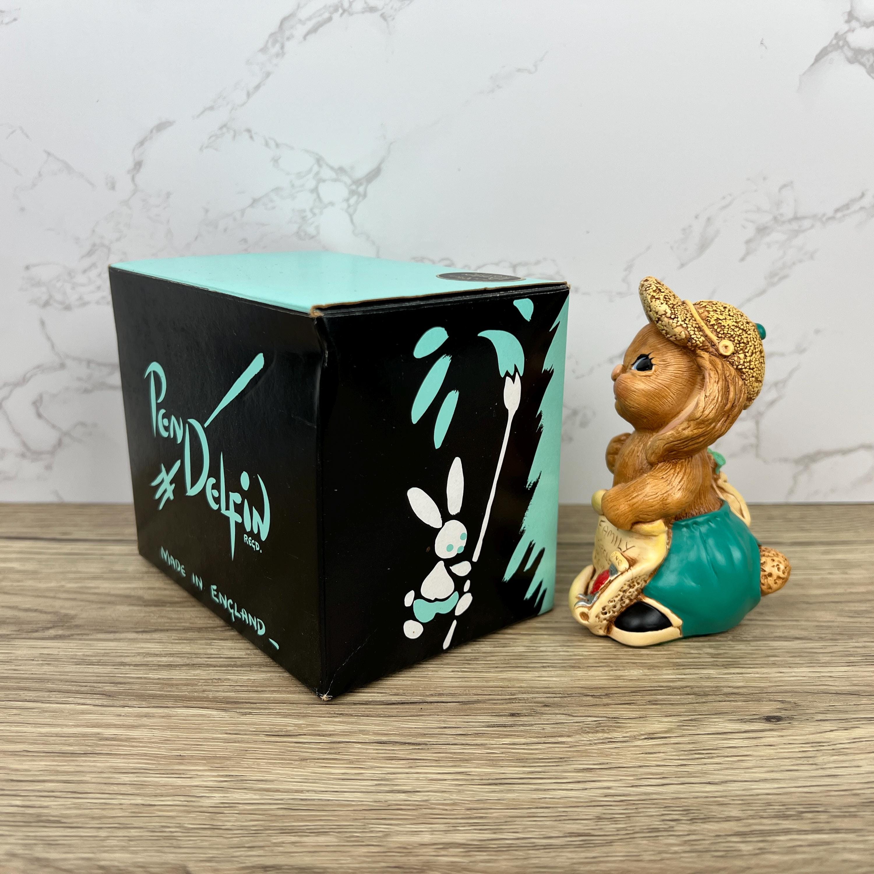 NEWSIE Pendelfin Rabbit Figurine, Boxed, Made in England