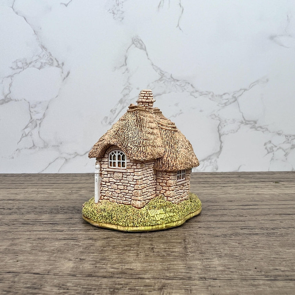 Vintage Lilliput Lane Sweet Pea Cot Cottage, Boxed with Deeds