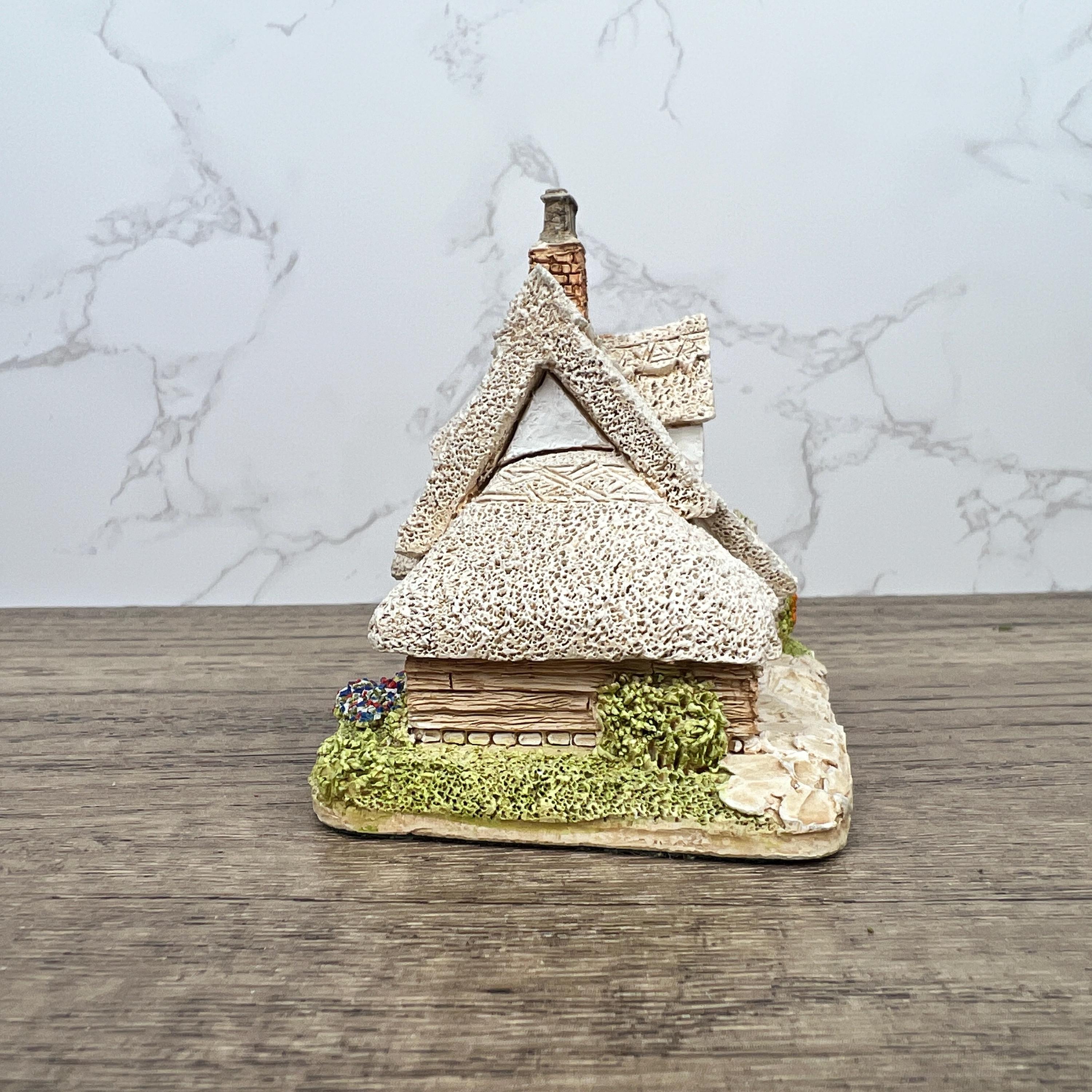 Lilliput Lane Clare Cottage, 1985 English Miniature, Cumbria Made