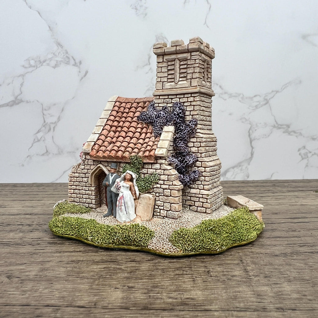 Lilliput Lane Vintage Wedding Bells Cottage, 1992