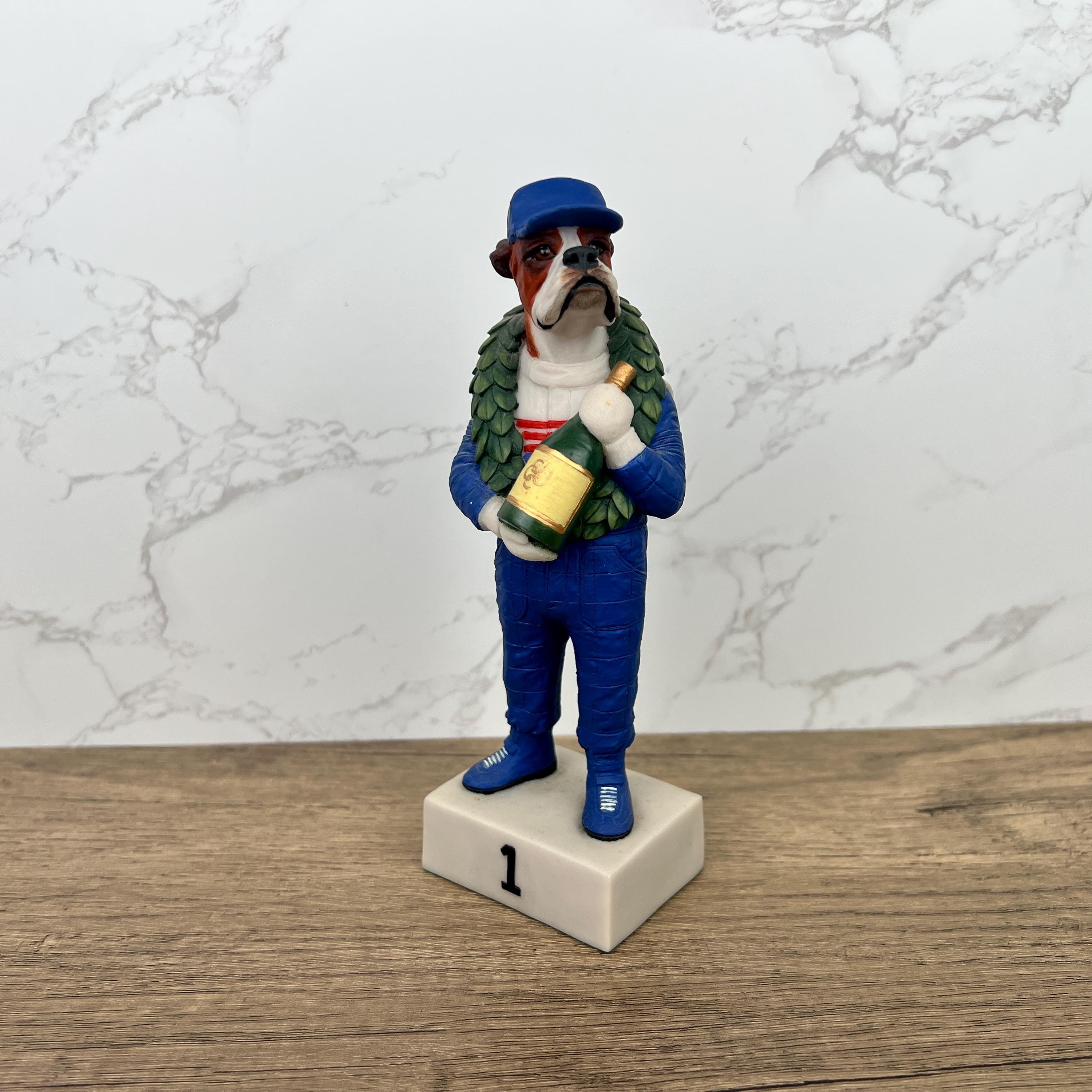 Robert Harrop Country Companions Boxer Grand Prix Figurine