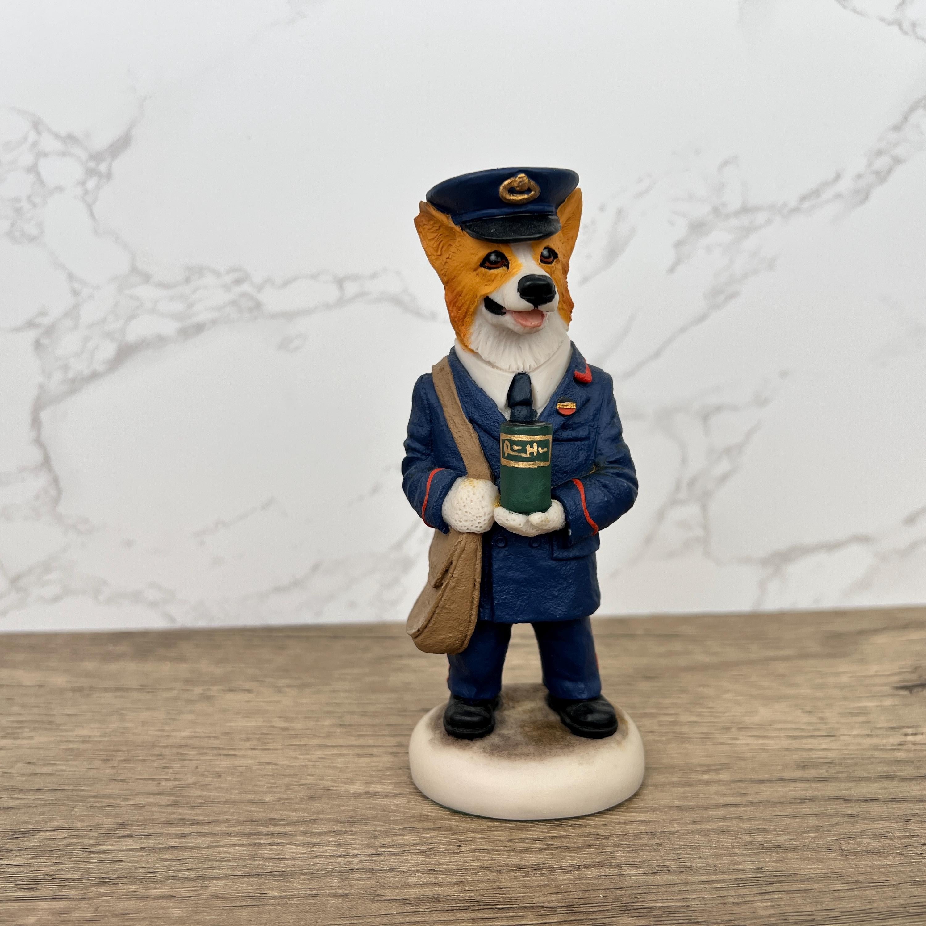 Robert Harrop Welsh Corgi Postman Ornament, CC48 (Damaged)