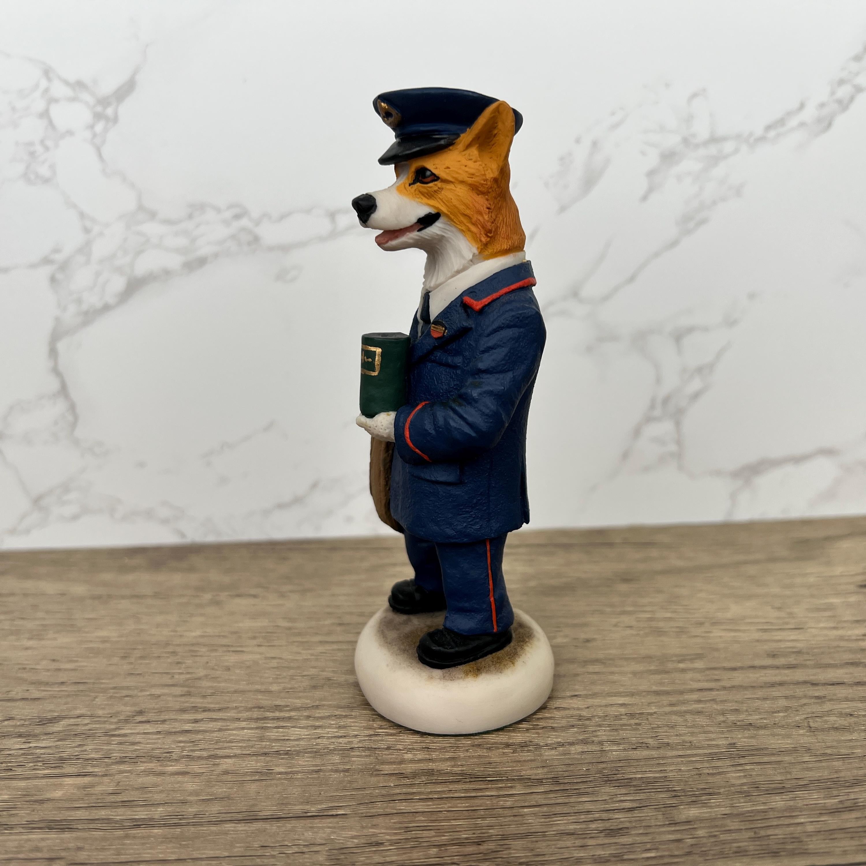 Robert Harrop Welsh Corgi Postman Ornament, CC48 (Damaged)