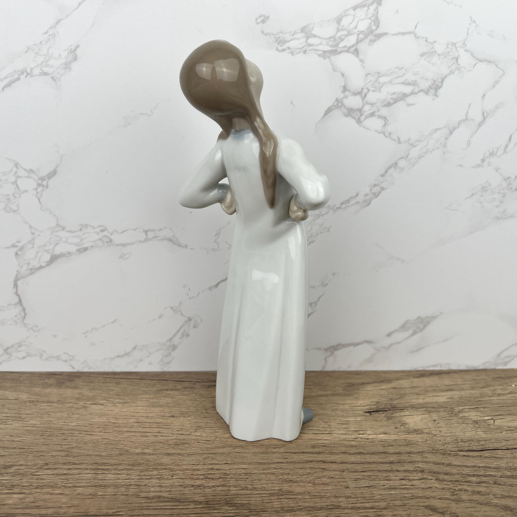 Vintage Lladro Girl Nina Figurine #4872, Porcelain Lady Stretching