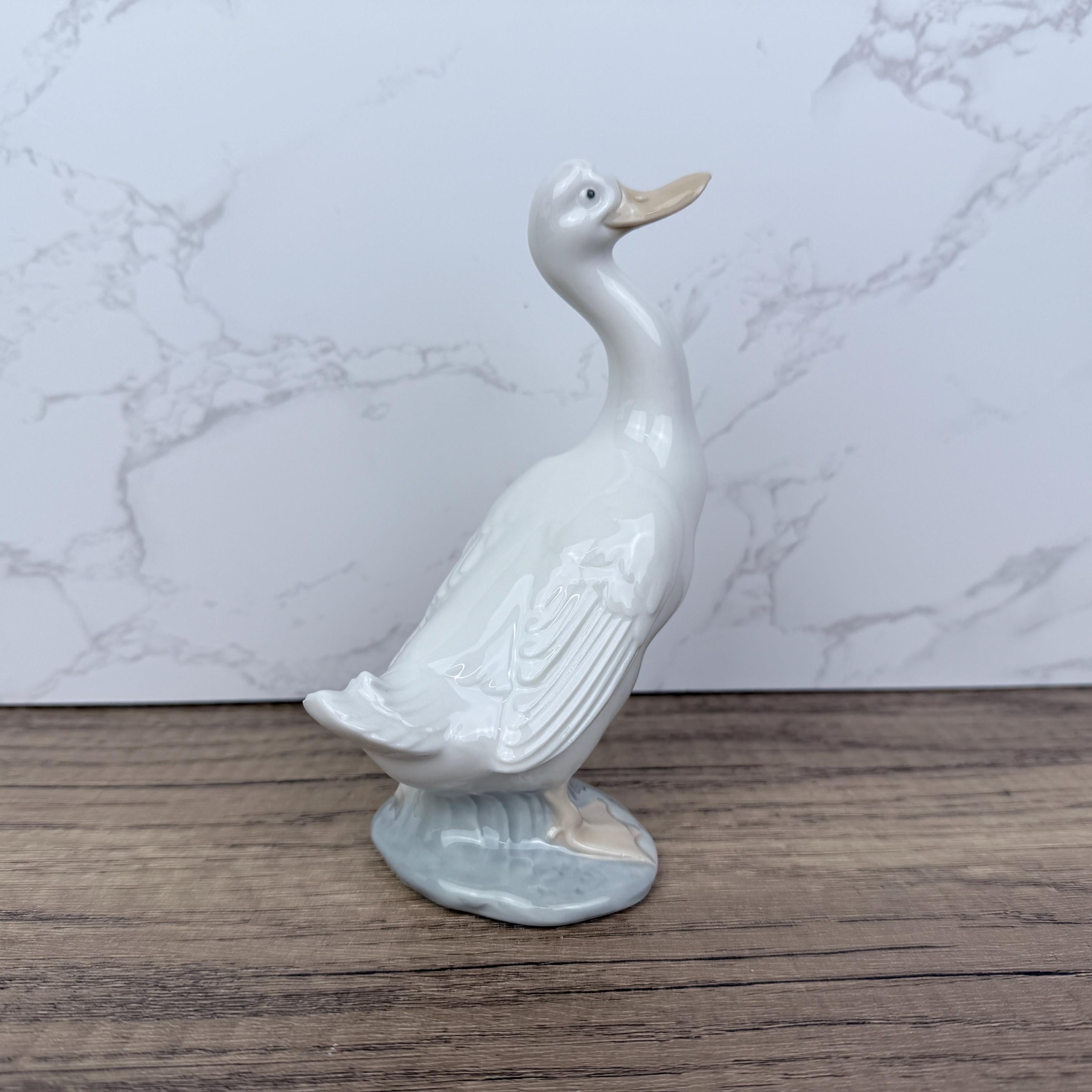 NAO by LLADRO Porcelain Goose Figurine, Spanish Ceramic Decor