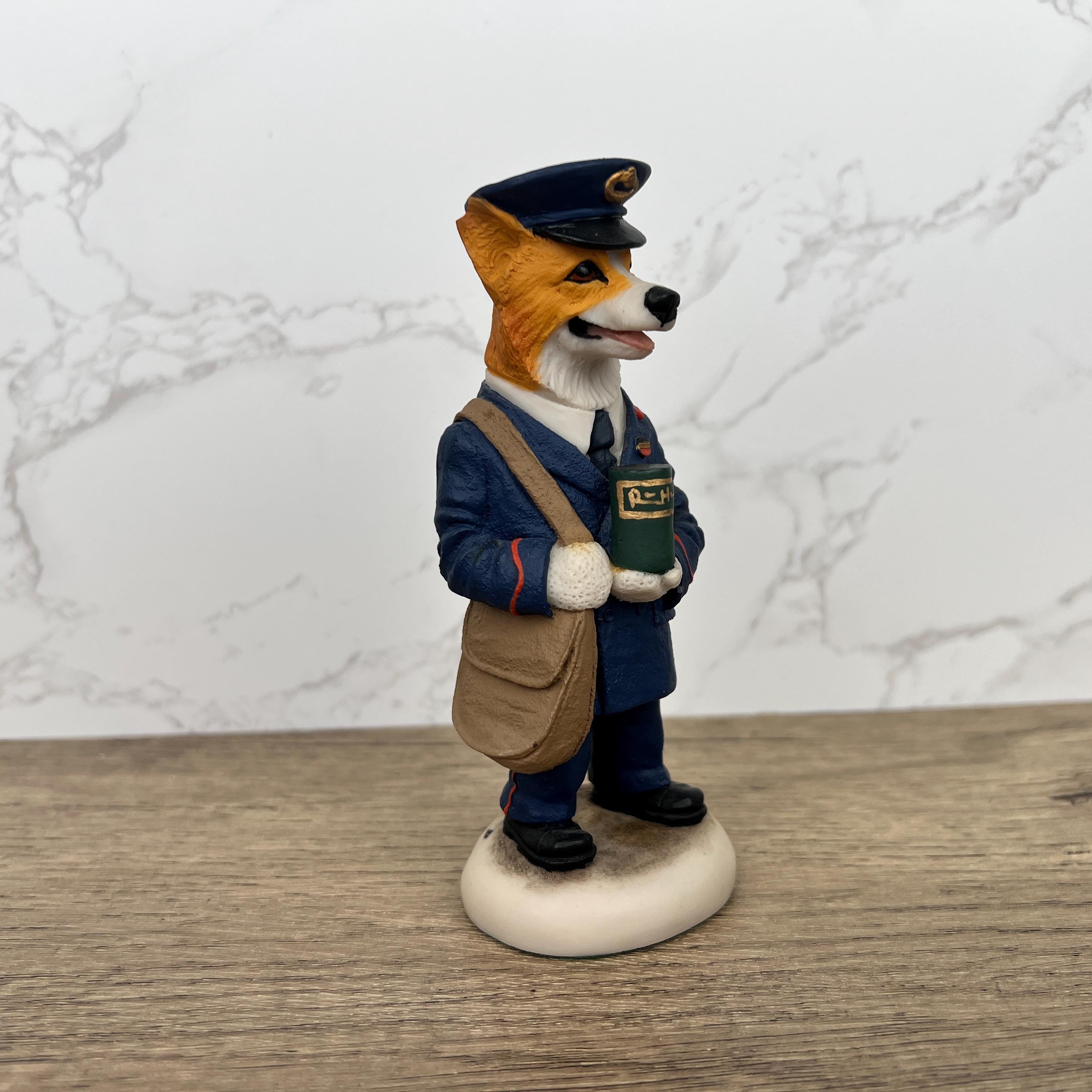 Robert Harrop Welsh Corgi Postman Ornament, CC48 (Damaged)