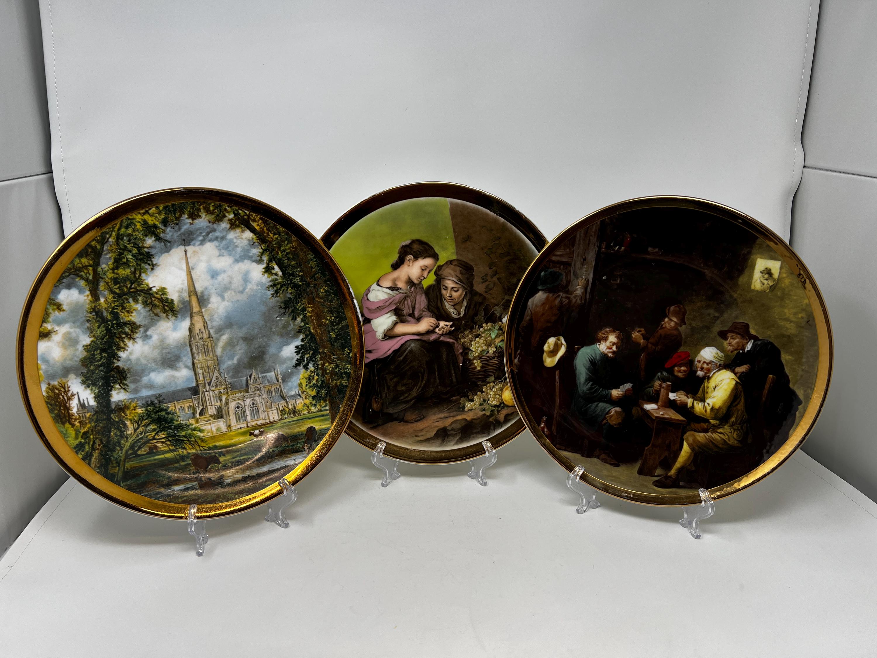 Collectible Argyle Fine Bone China Wall Plate, Made in England