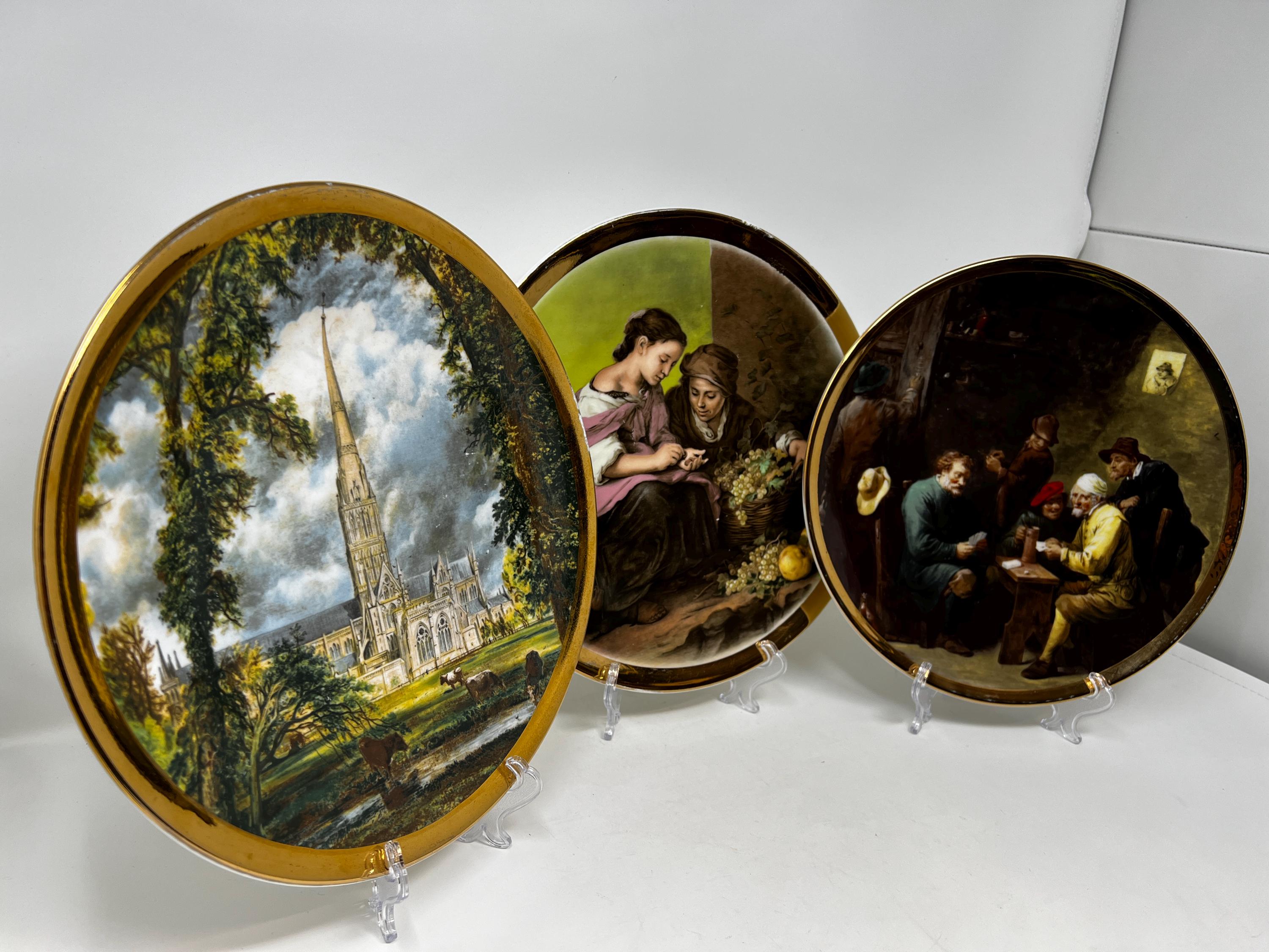 Collectible Argyle Fine Bone China Wall Plate, Made in England
