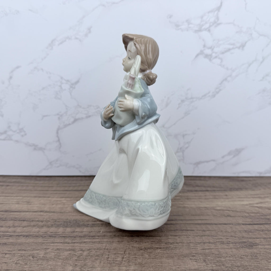 Vintage Nao Lladro Porcelain Figurine, Bread Girl, Golden Memories