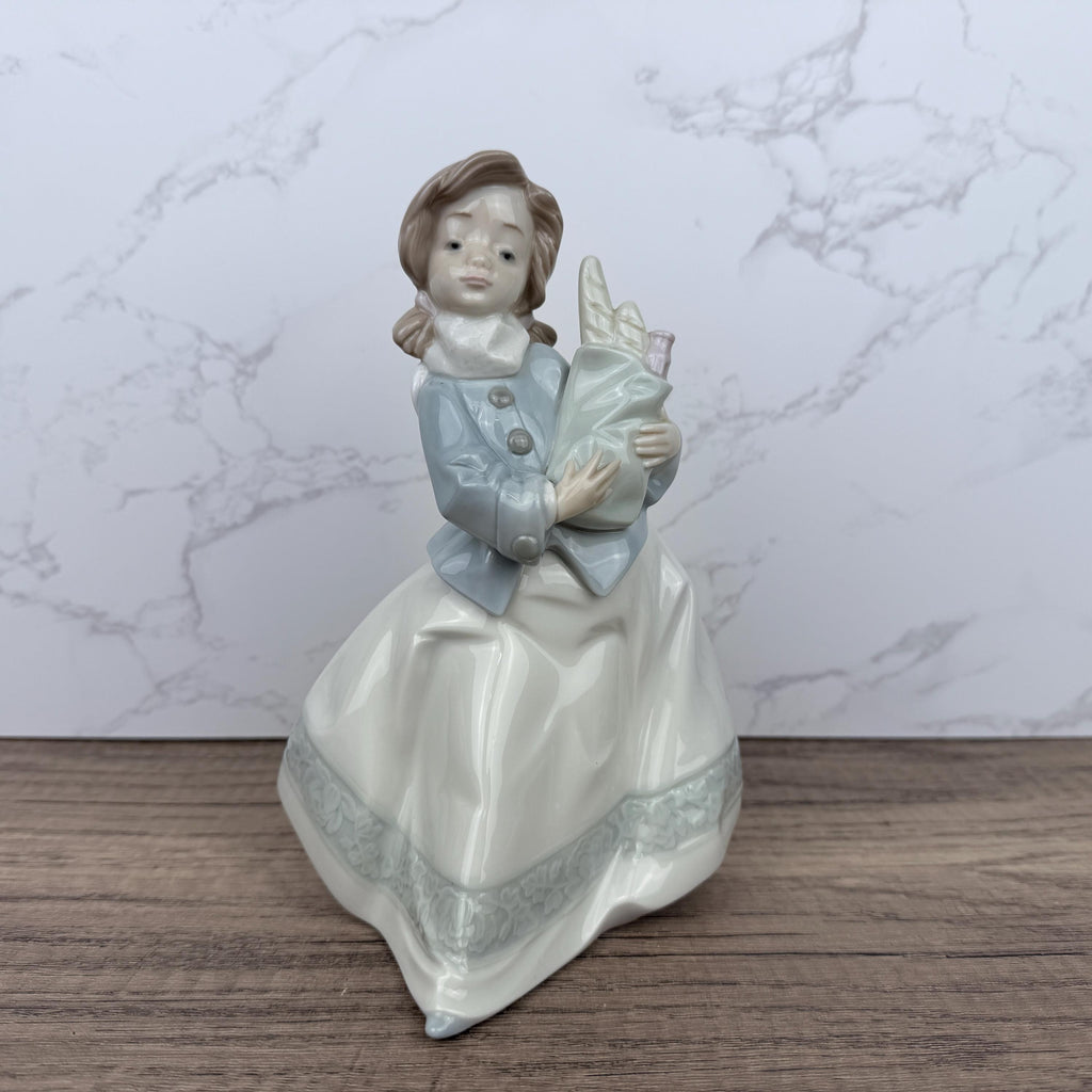 Vintage Nao Lladro Porcelain Figurine, Bread Girl, Golden Memories
