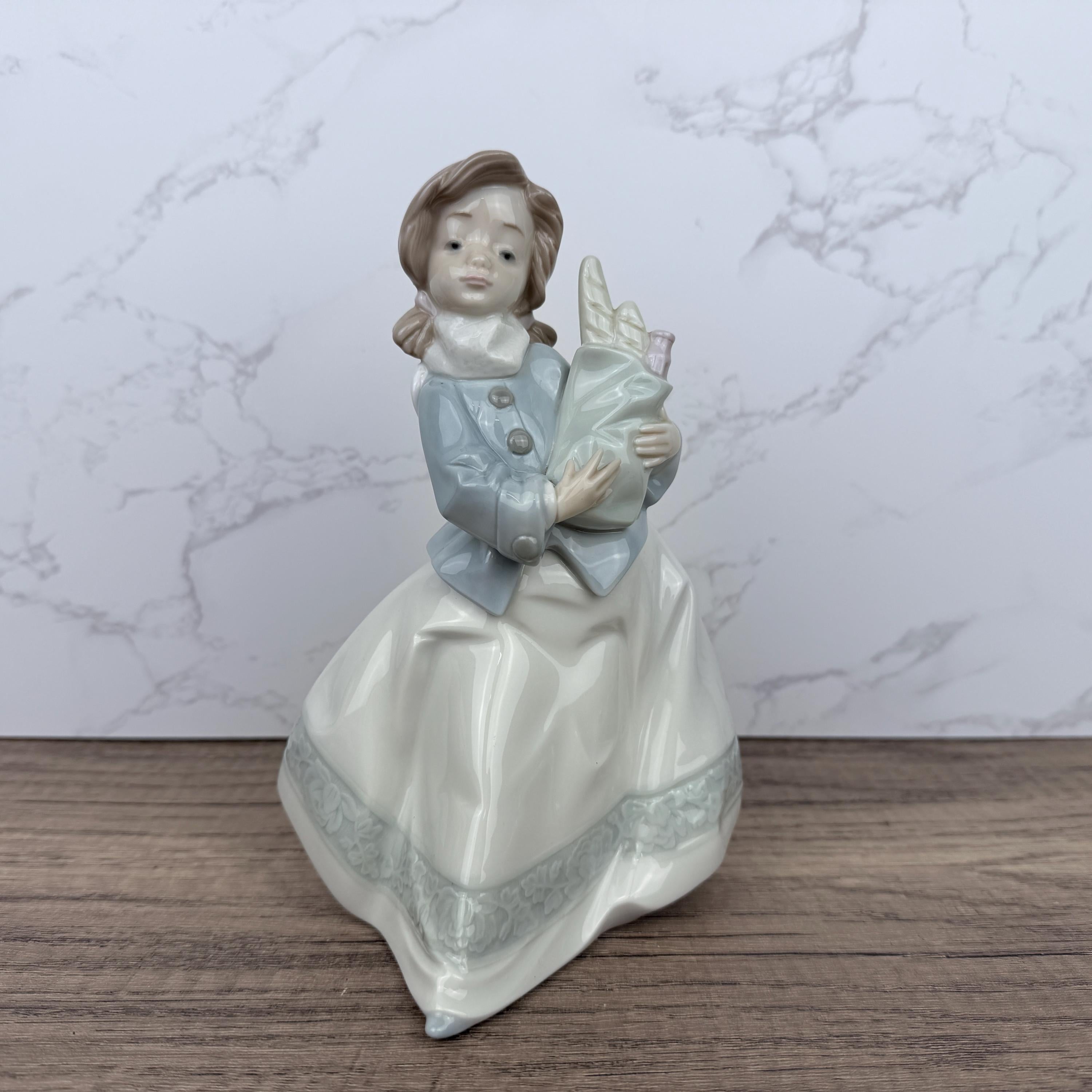 Vintage Nao Lladro Porcelain Figurine, Bread Girl, Golden Memories