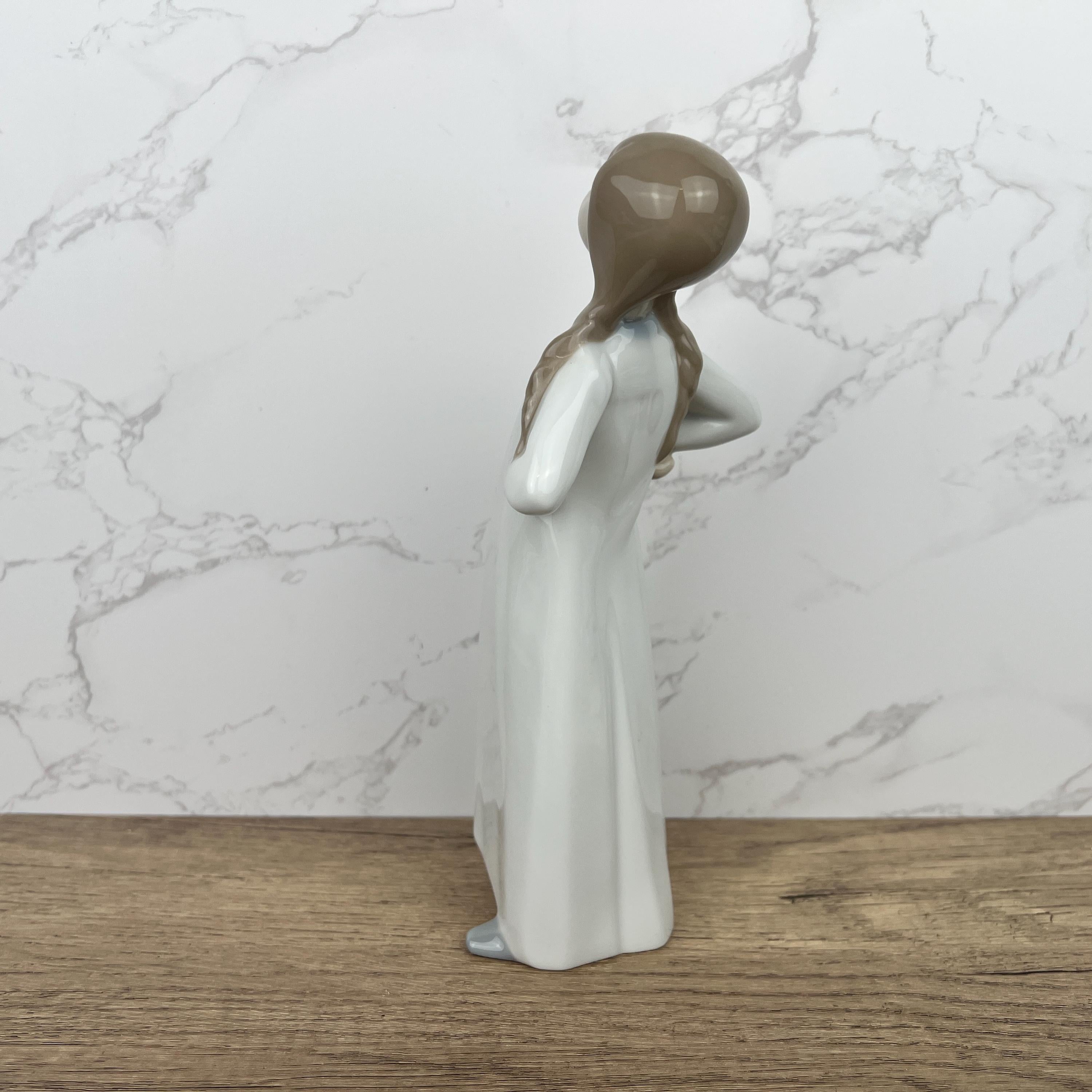 Vintage Lladro Girl Nina Figurine #4872, Porcelain Lady Stretching