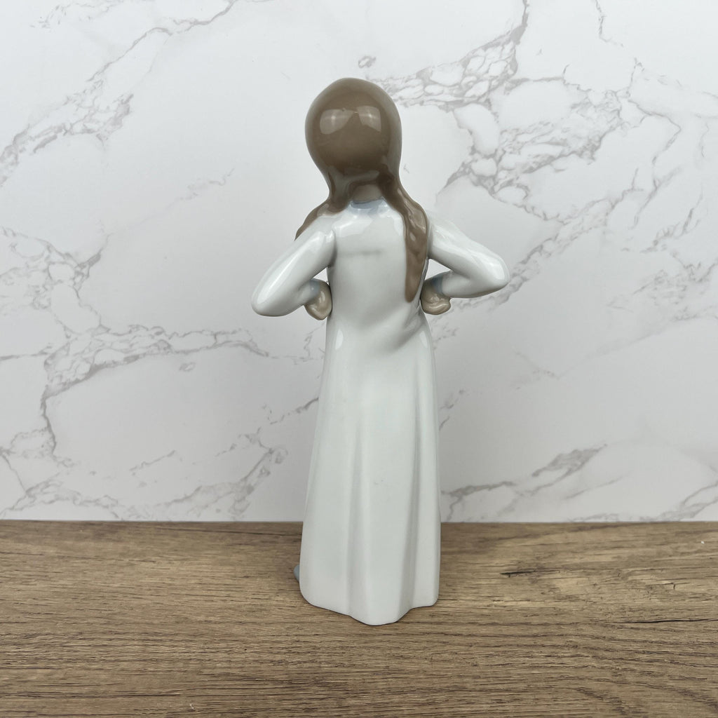 Vintage Lladro Girl Nina Figurine #4872, Porcelain Lady Stretching