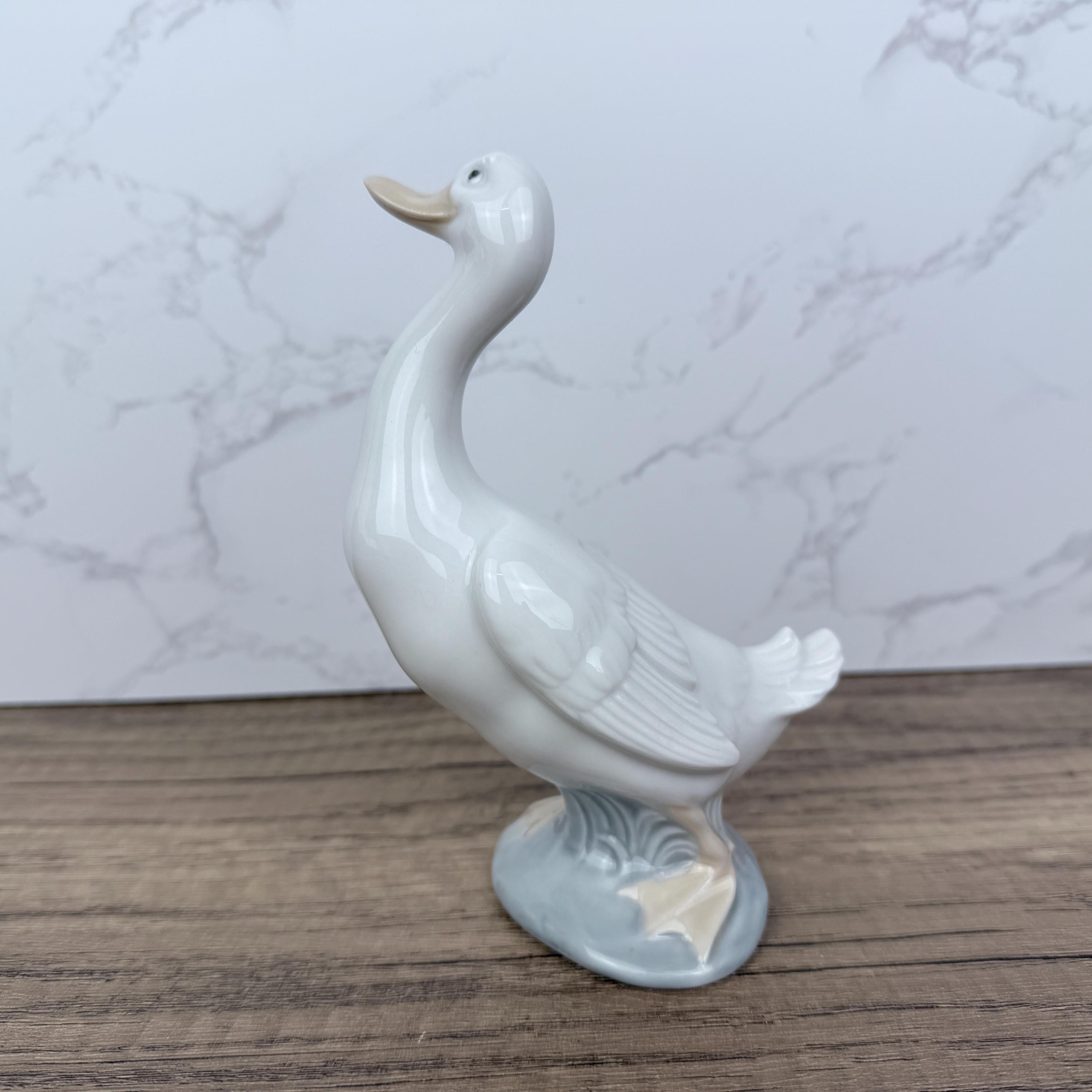 NAO by LLADRO Porcelain Goose Figurine, Spanish Ceramic Decor