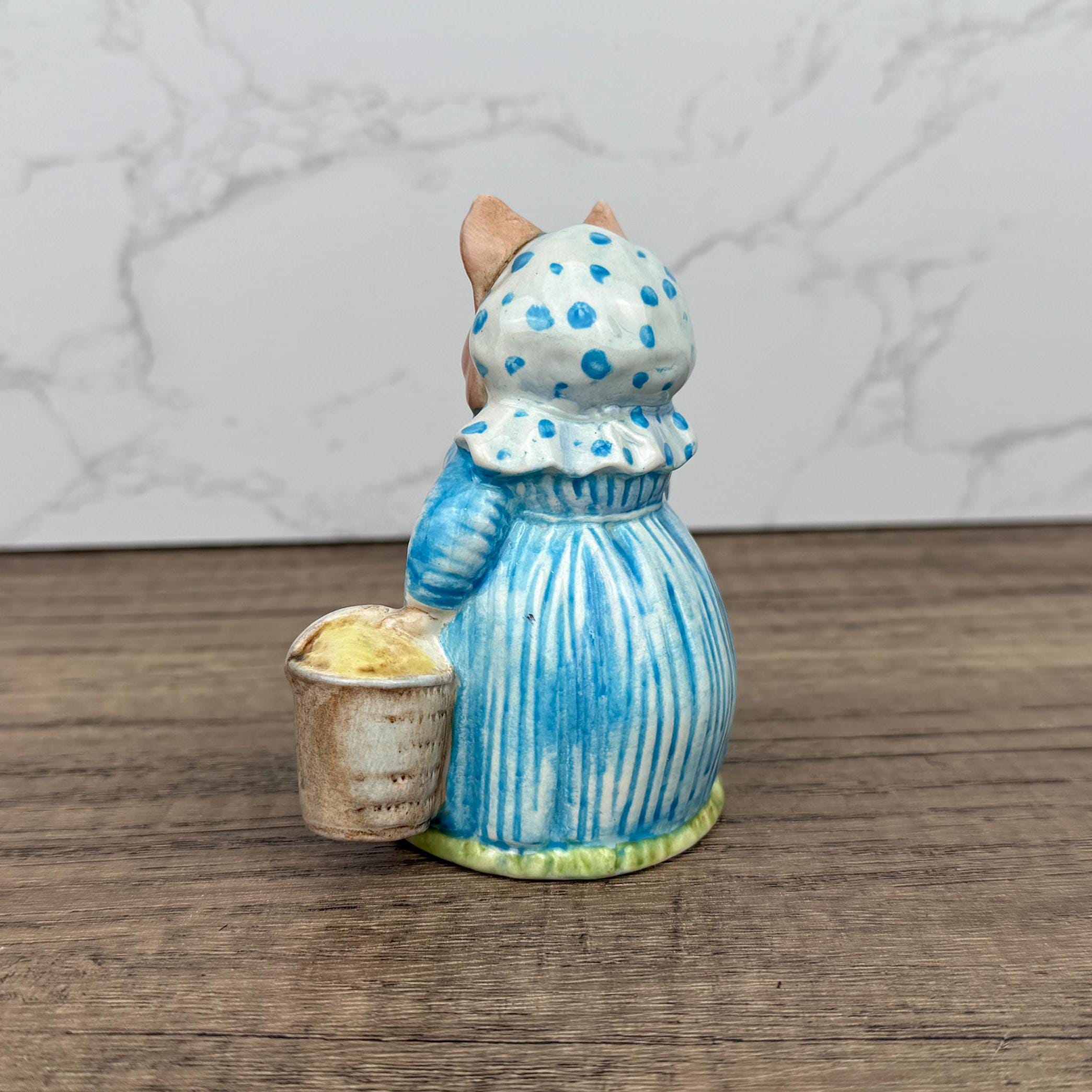 Vintage Beswick Beatrix Potter Aunt Pettitoes Porcelain Figurine