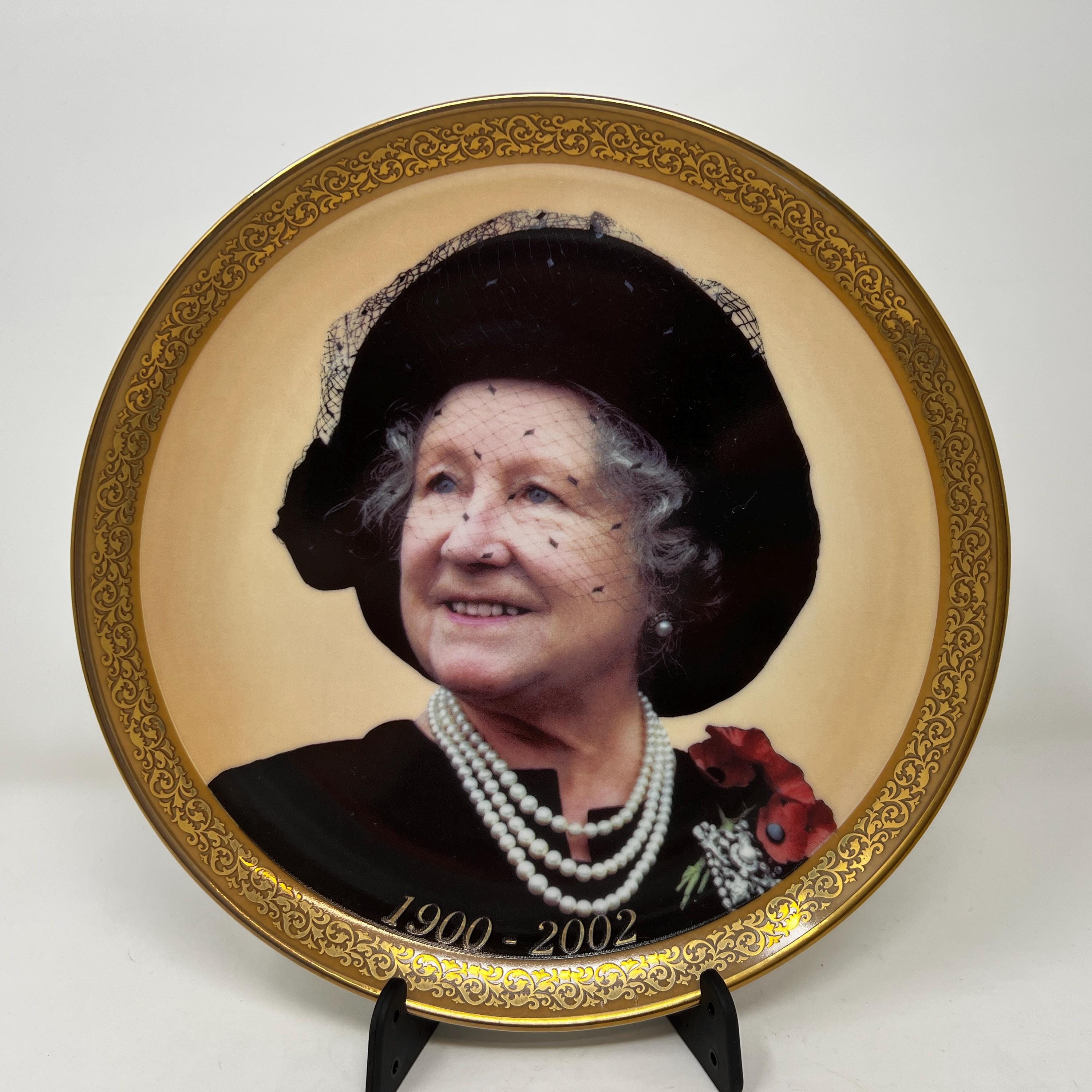 Queen Mother Collectible Plate, Davenport Pottery, Limited Edition Royal Family