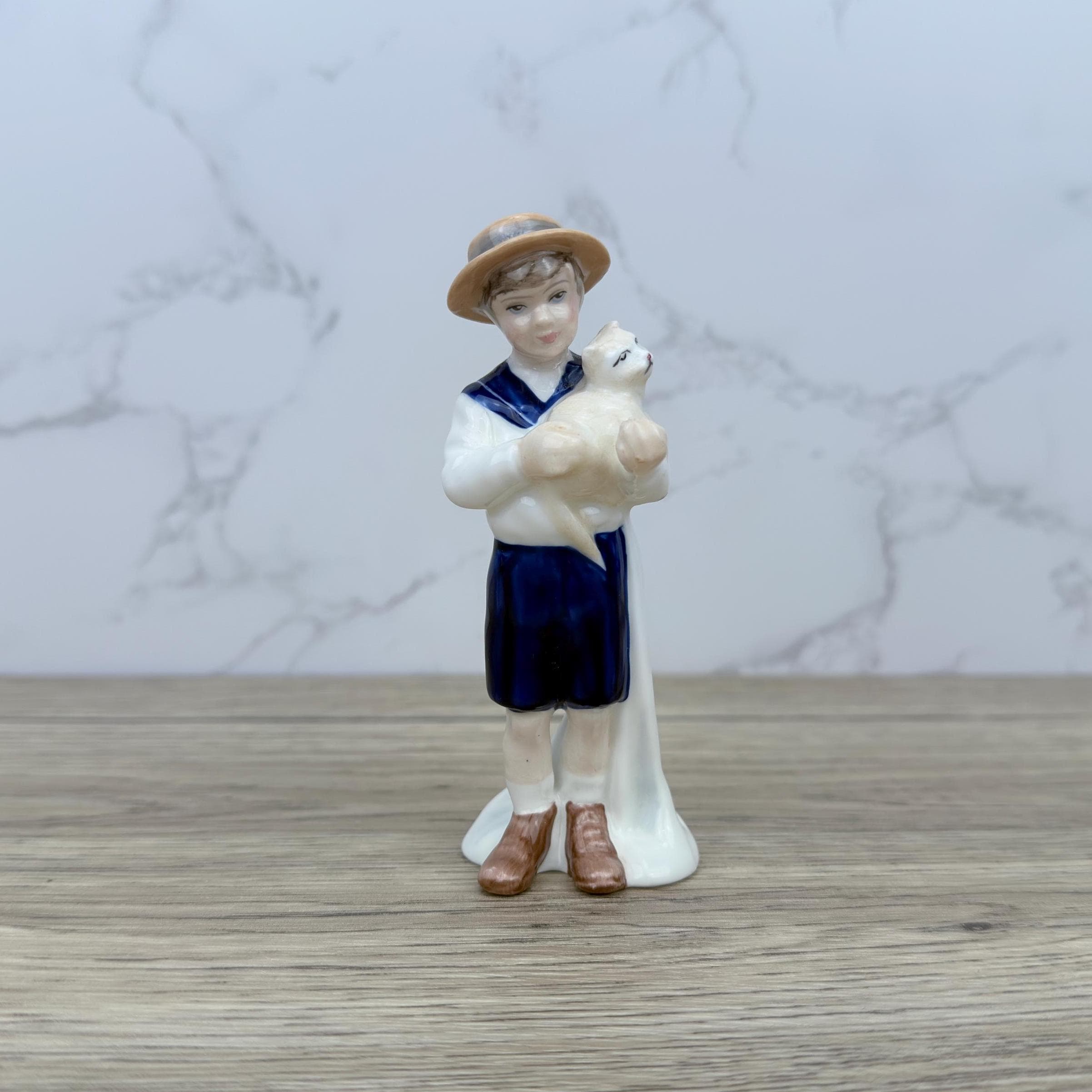 Vintage Royal Doulton Porcelain Figurine, Special Friend with Cat, HN3607