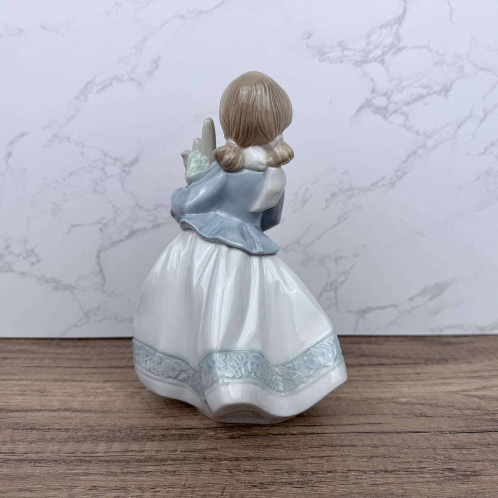 Vintage Nao Lladro Porcelain Figurine, Bread Girl, Golden Memories