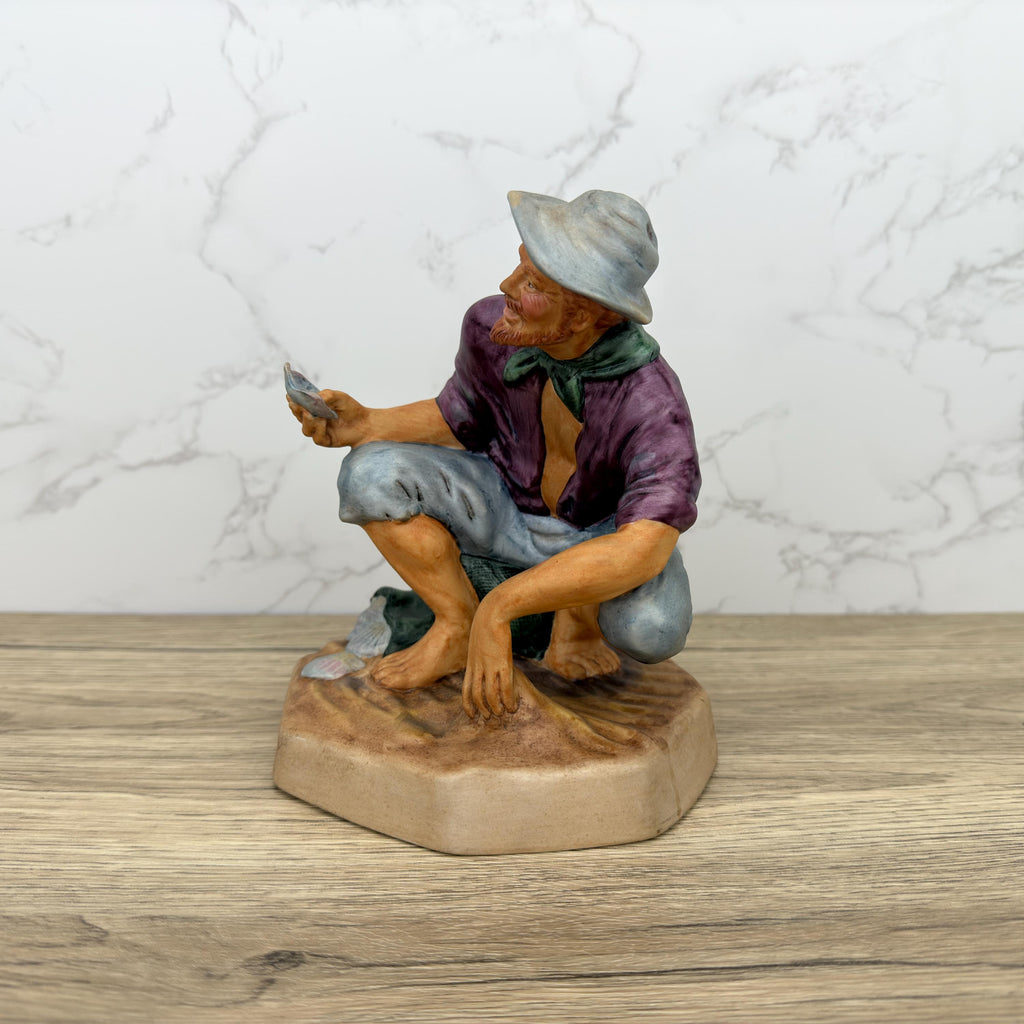 Vintage Royal Doulton Beachcomber Figurine, HN2487 Porcelain Ornament