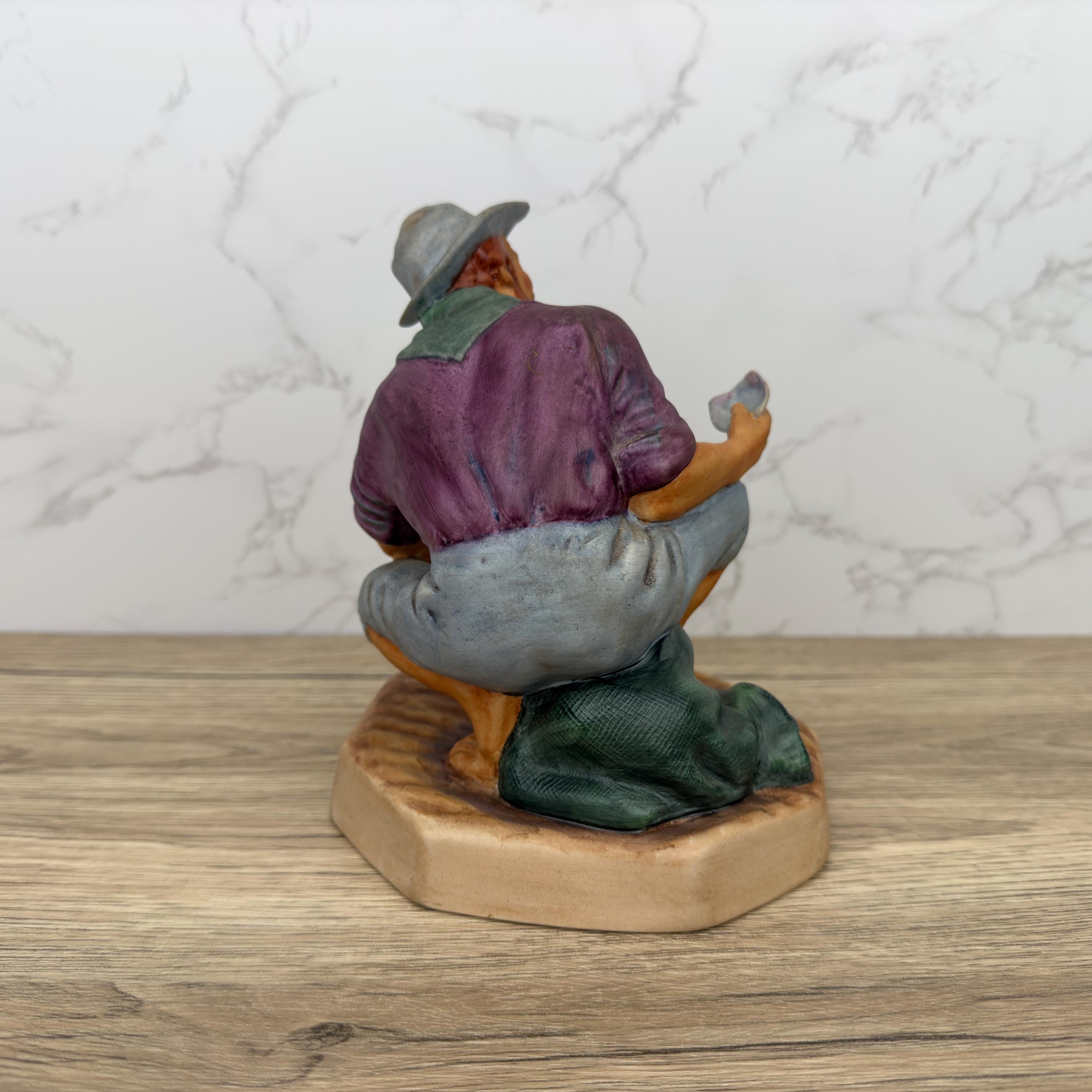 Vintage Royal Doulton Beachcomber Figurine, HN2487 Porcelain Ornament