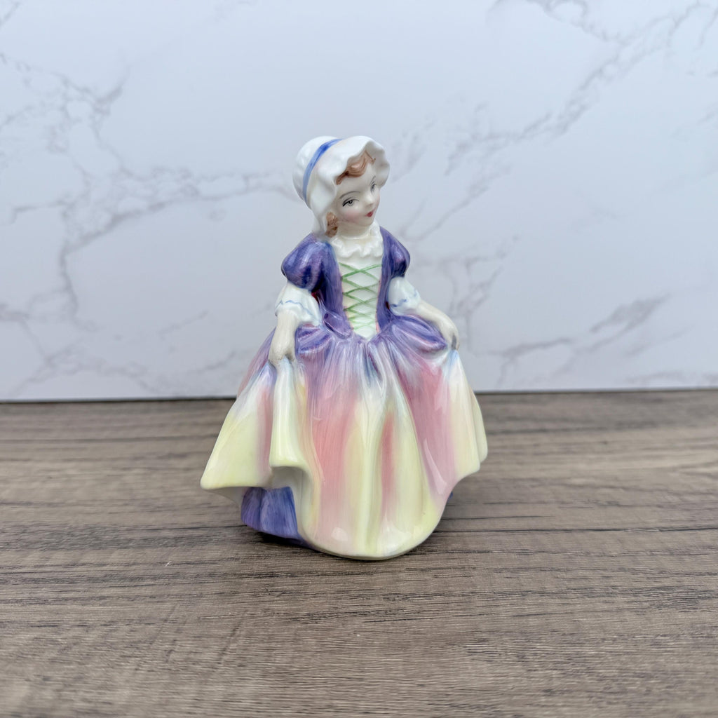 Vintage Royal Doulton Figurine, DINKY DO HN1678, Leslie Harradine