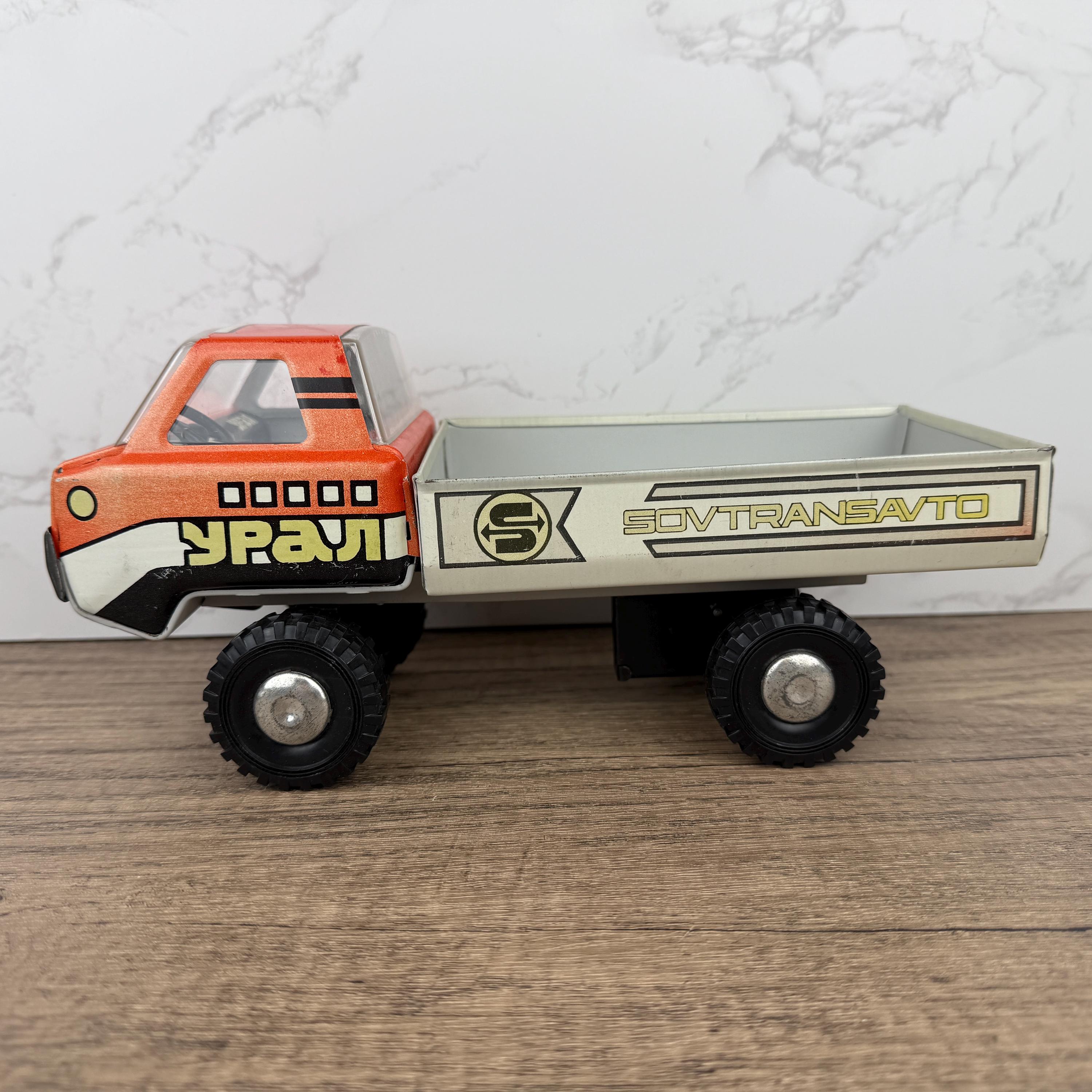 Vintage Ural 5567 Tin Dump Truck, USSR Toy, Collectible Ornament