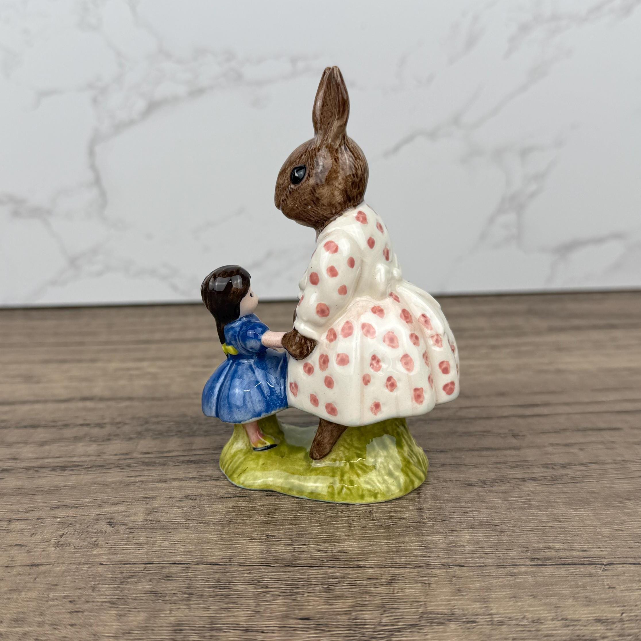 Royal Doulton Dollie Bunnykins Figurine, "Playtime" DB8, Nursery Decor