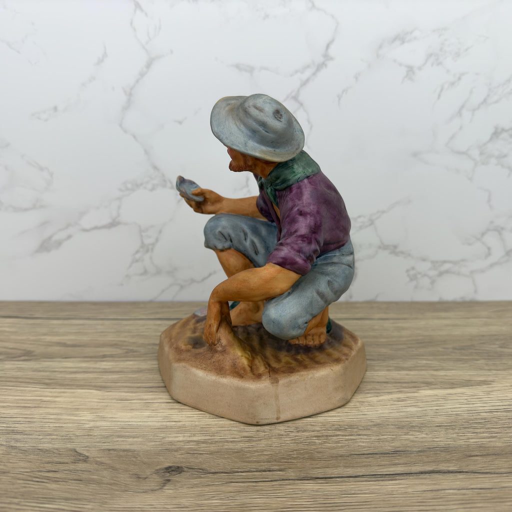 Vintage Royal Doulton Beachcomber Figurine, HN2487 Porcelain Ornament