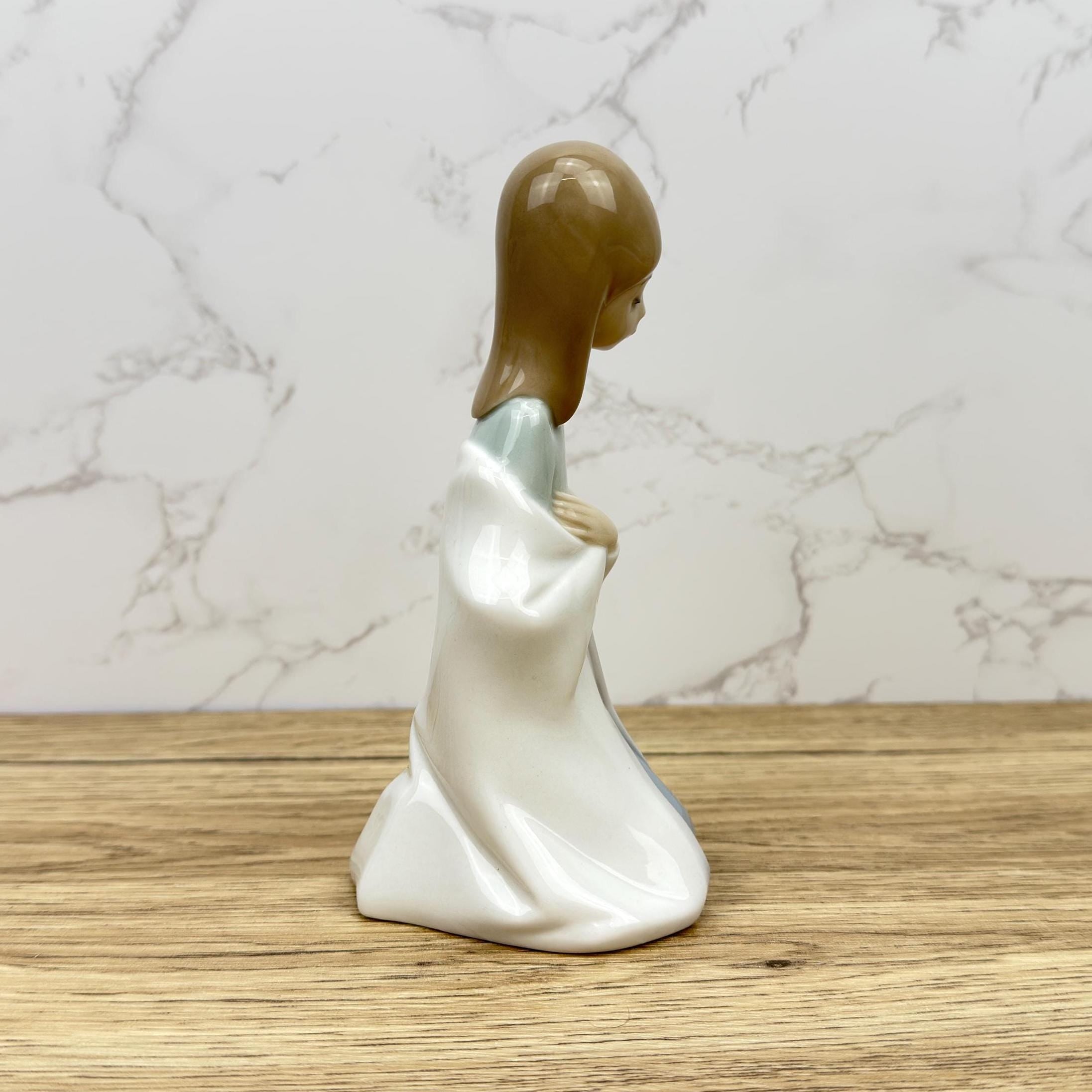 Vintage Lladro Virgin Mary Figurine, Spanish Porcelain Nativity #4671
