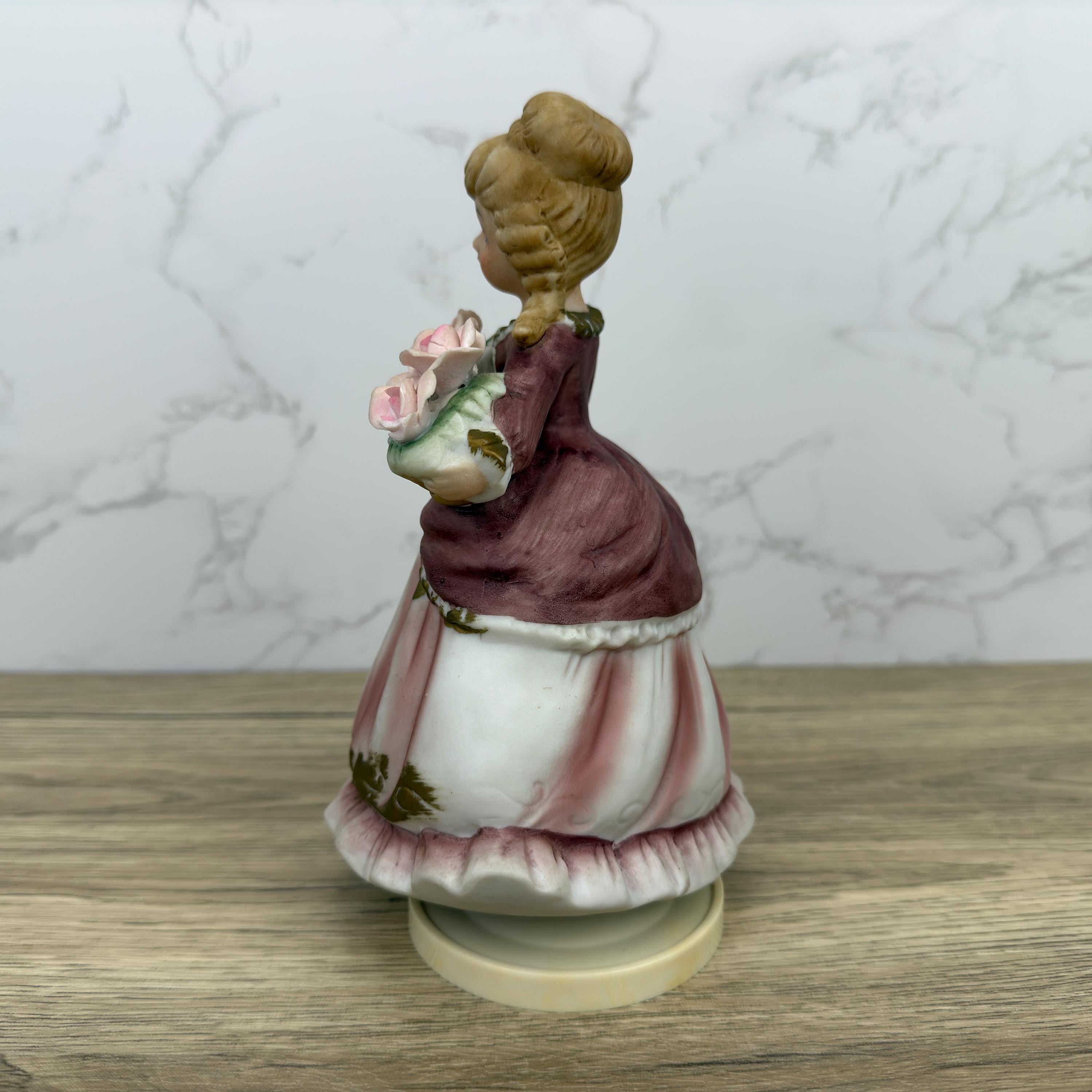 Vintage Porcelain Girl Musical Figurine, Giftcraft Music Box