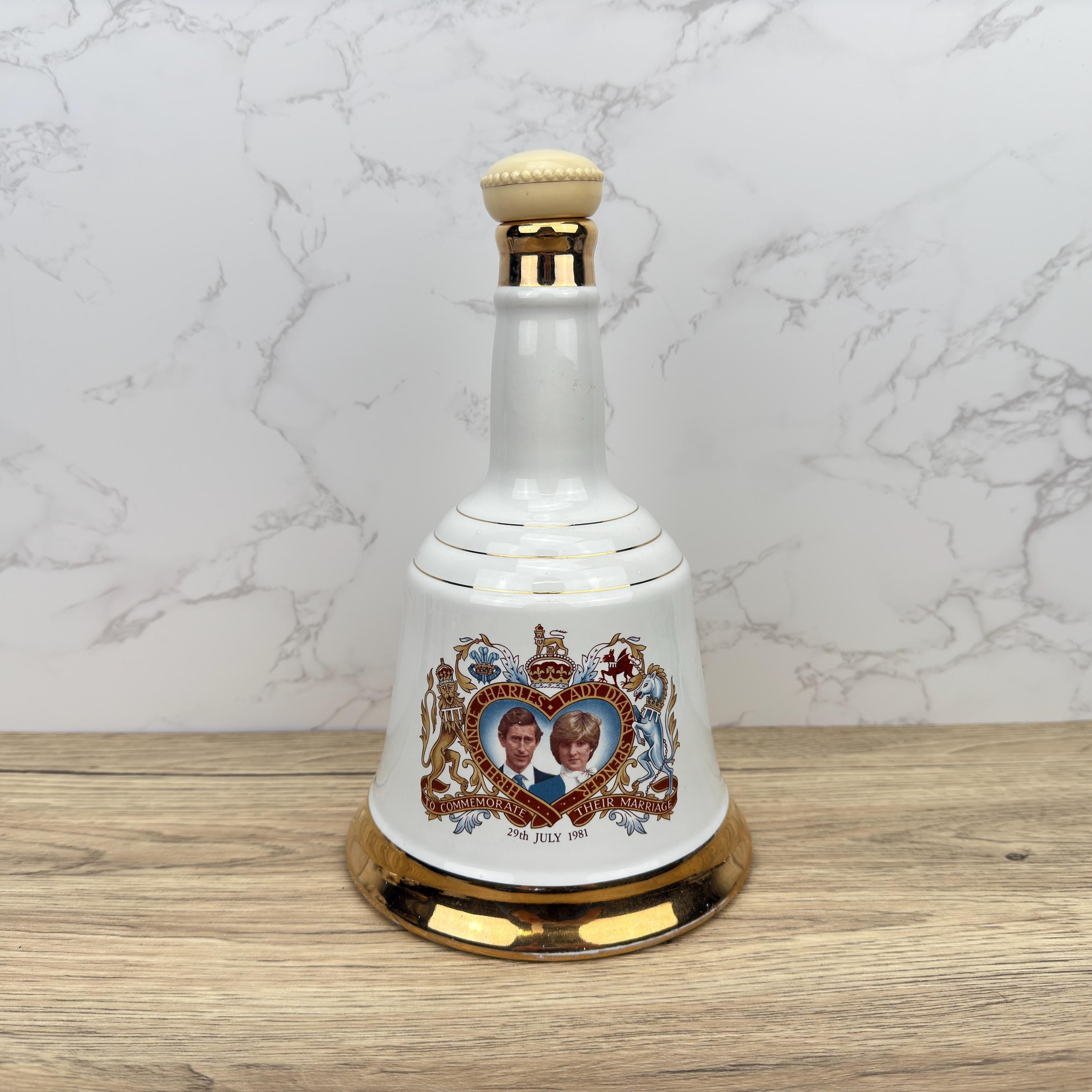 Vintage WADE Porcelain Decanter, Prince Charles & Lady Diana 1981 Wedding Memorabilia