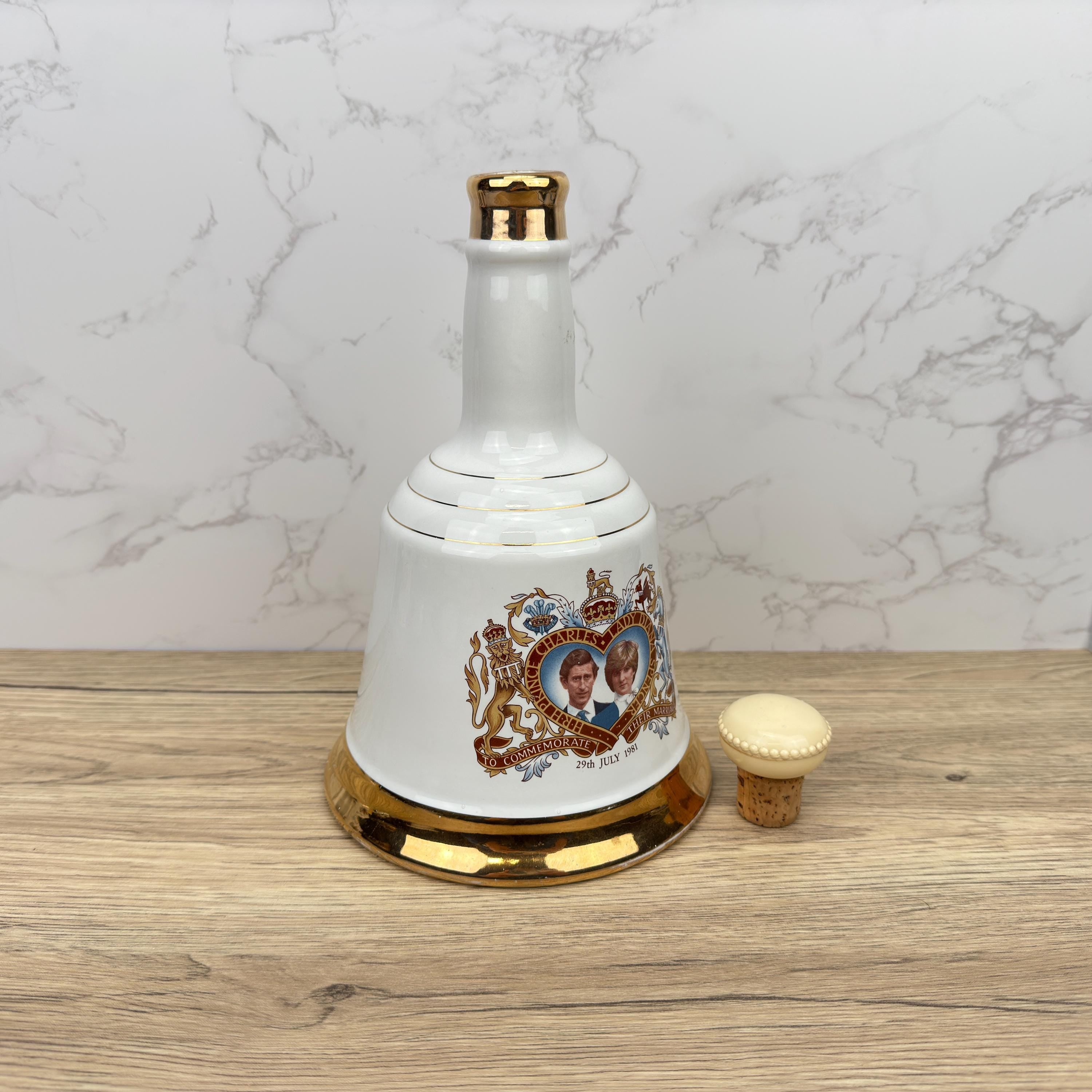 Vintage WADE Porcelain Decanter, Prince Charles & Lady Diana 1981 Wedding Memorabilia