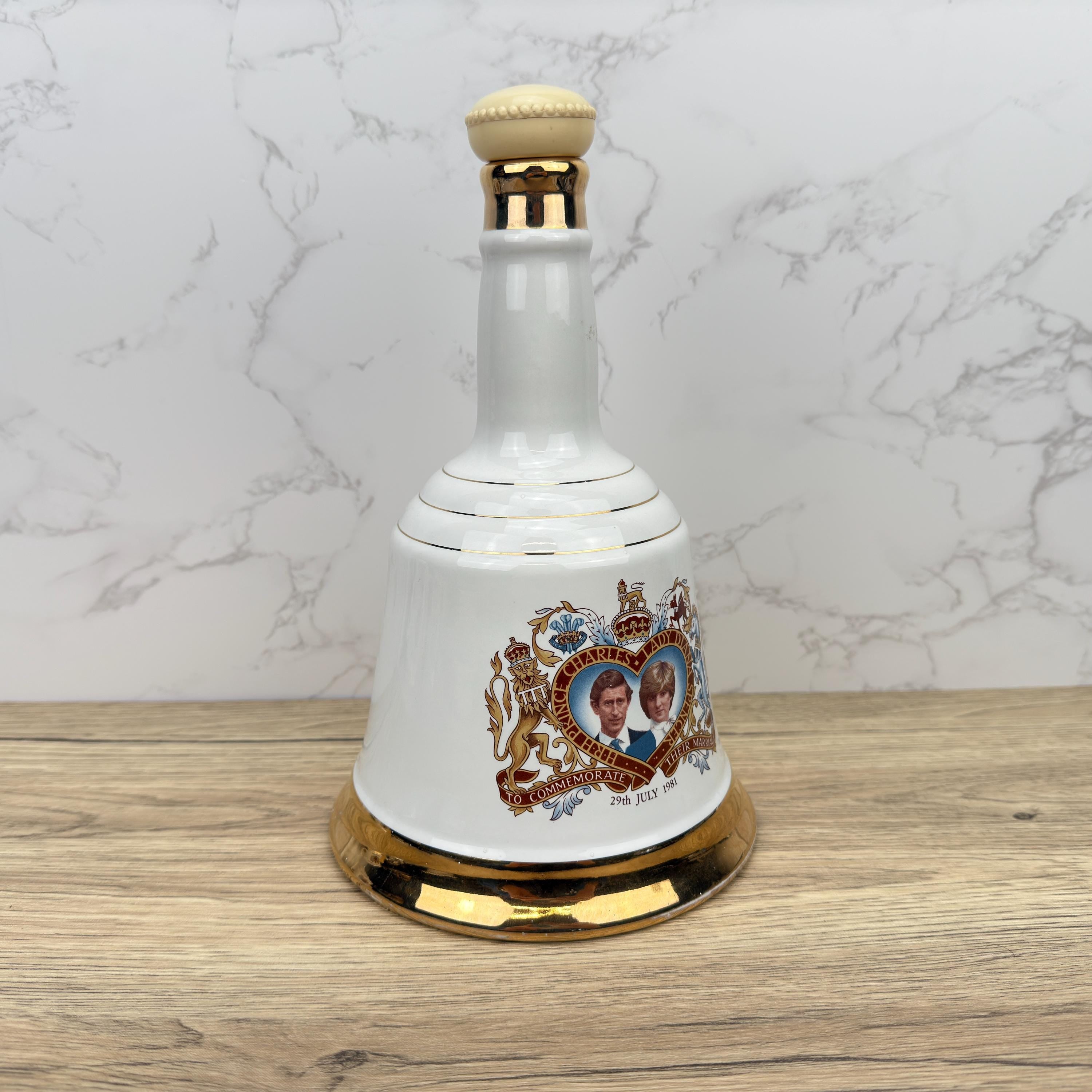 Vintage WADE Porcelain Decanter, Prince Charles & Lady Diana 1981 Wedding Memorabilia